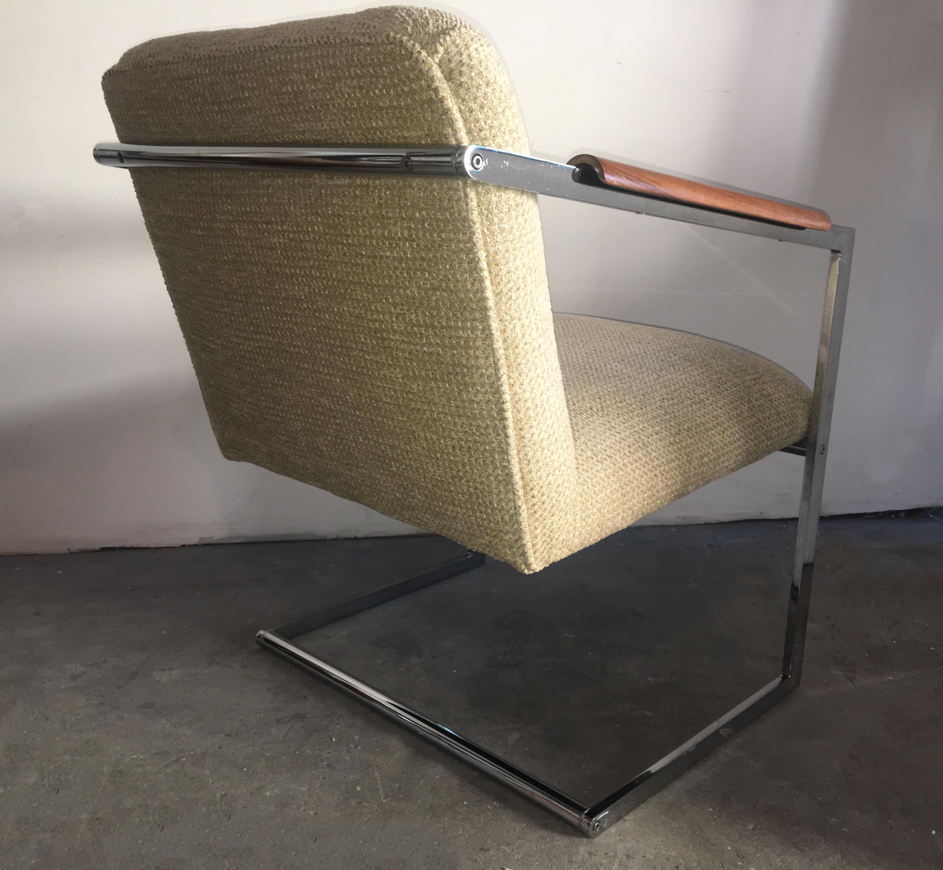 Mid-Century Modern Cantilevered Chrome Pair of Chairs in the Manner of Milo Baughman