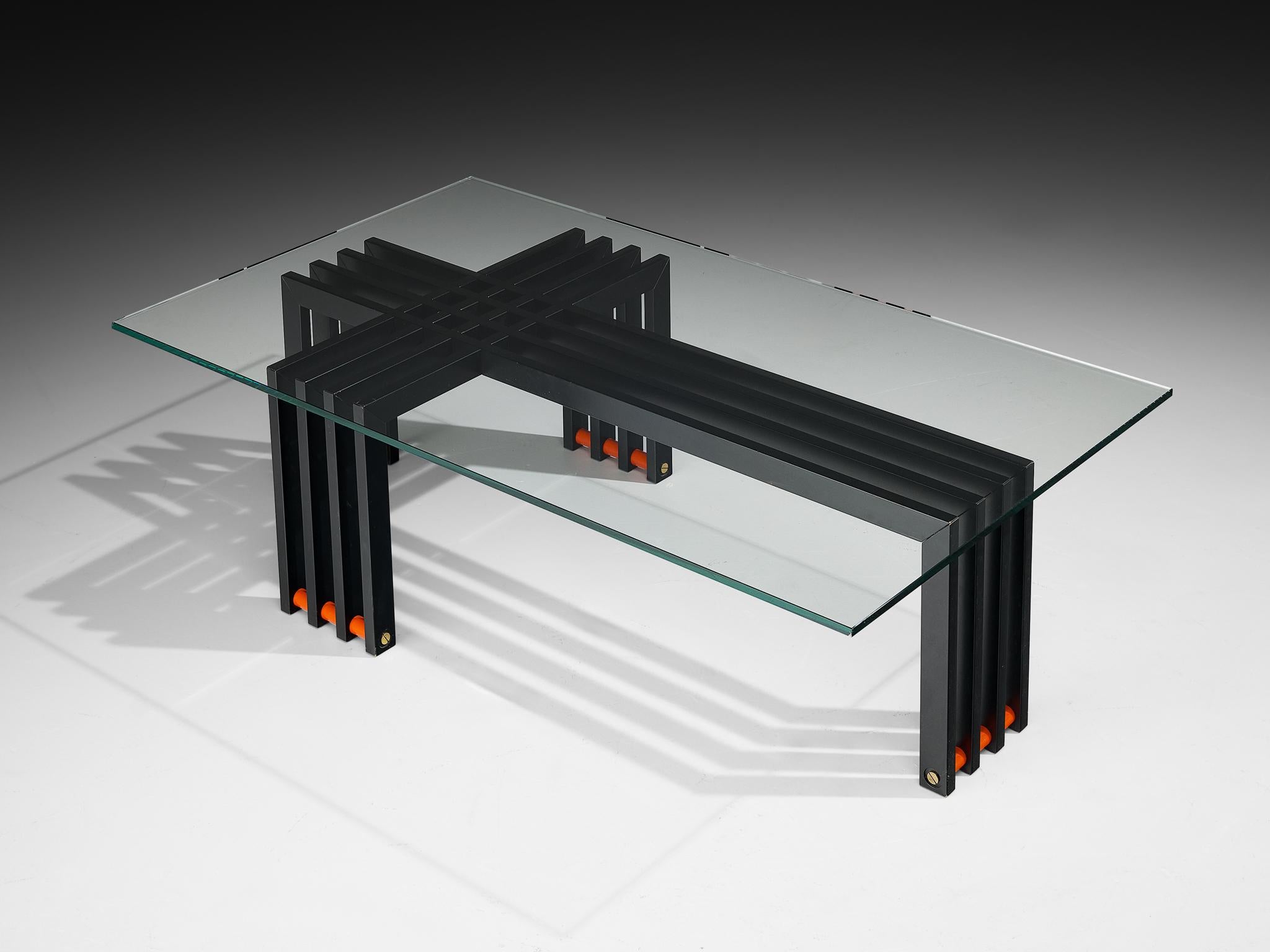 Table Basse Architecturale en Verre et Acier en vente 3