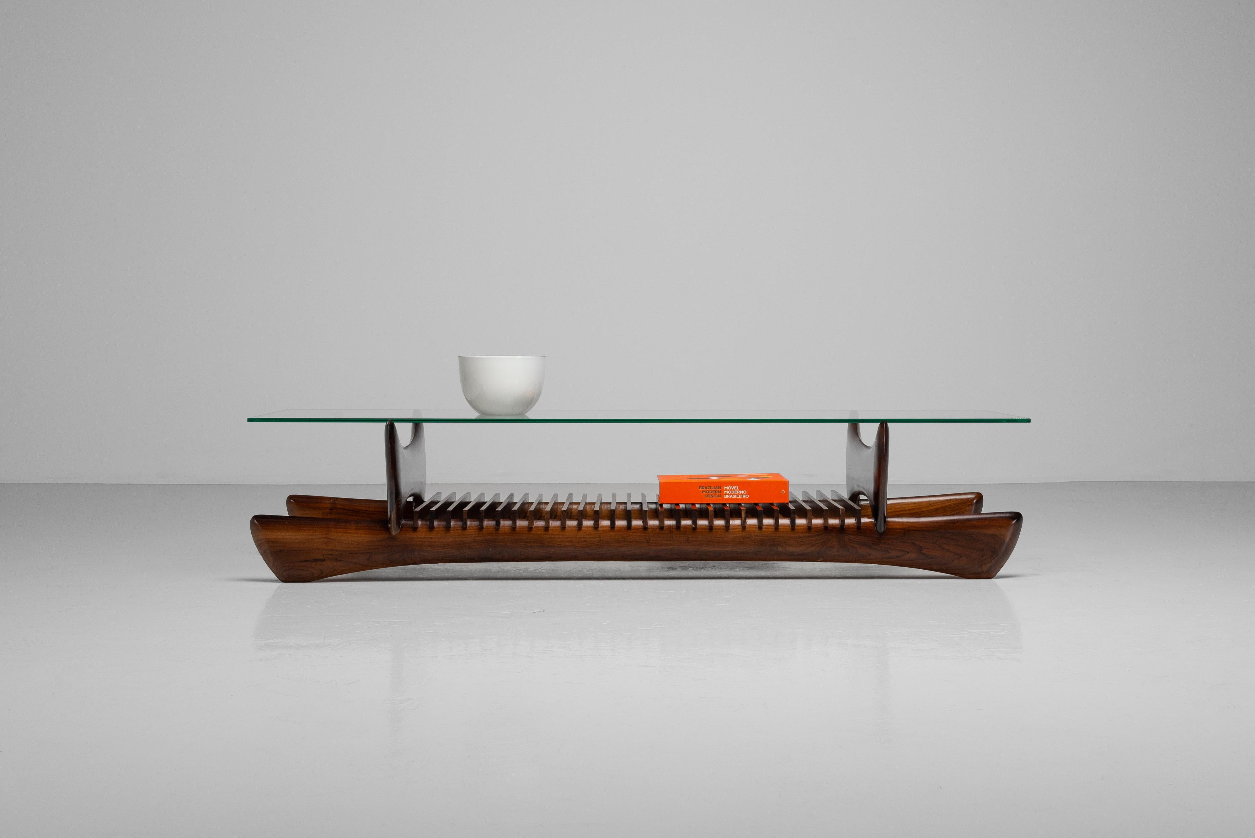 Architectural coffee table made in Brazil 1960 For Sale 3