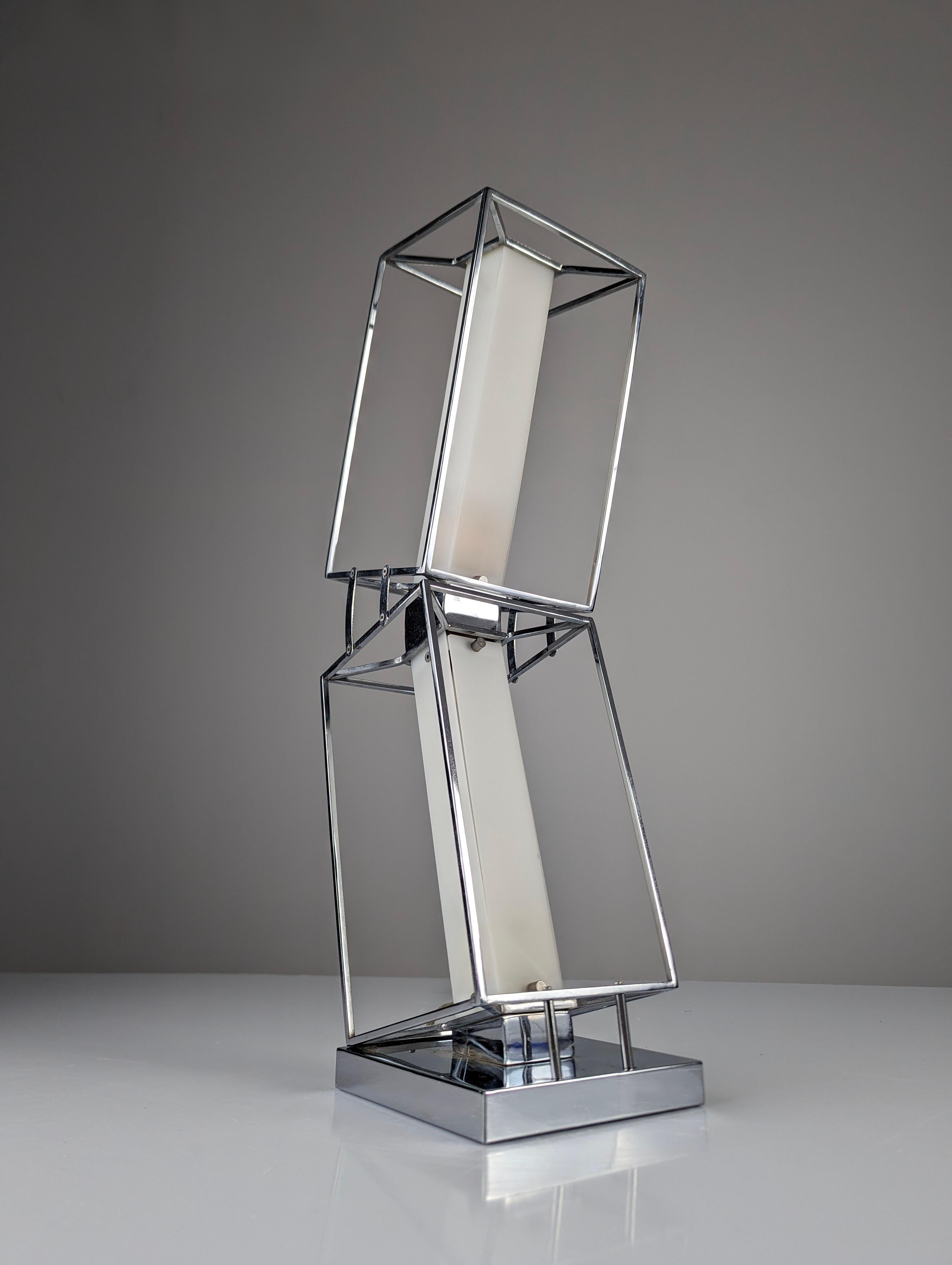 Architectural Design Table Lamp 20th Century For Sale 1