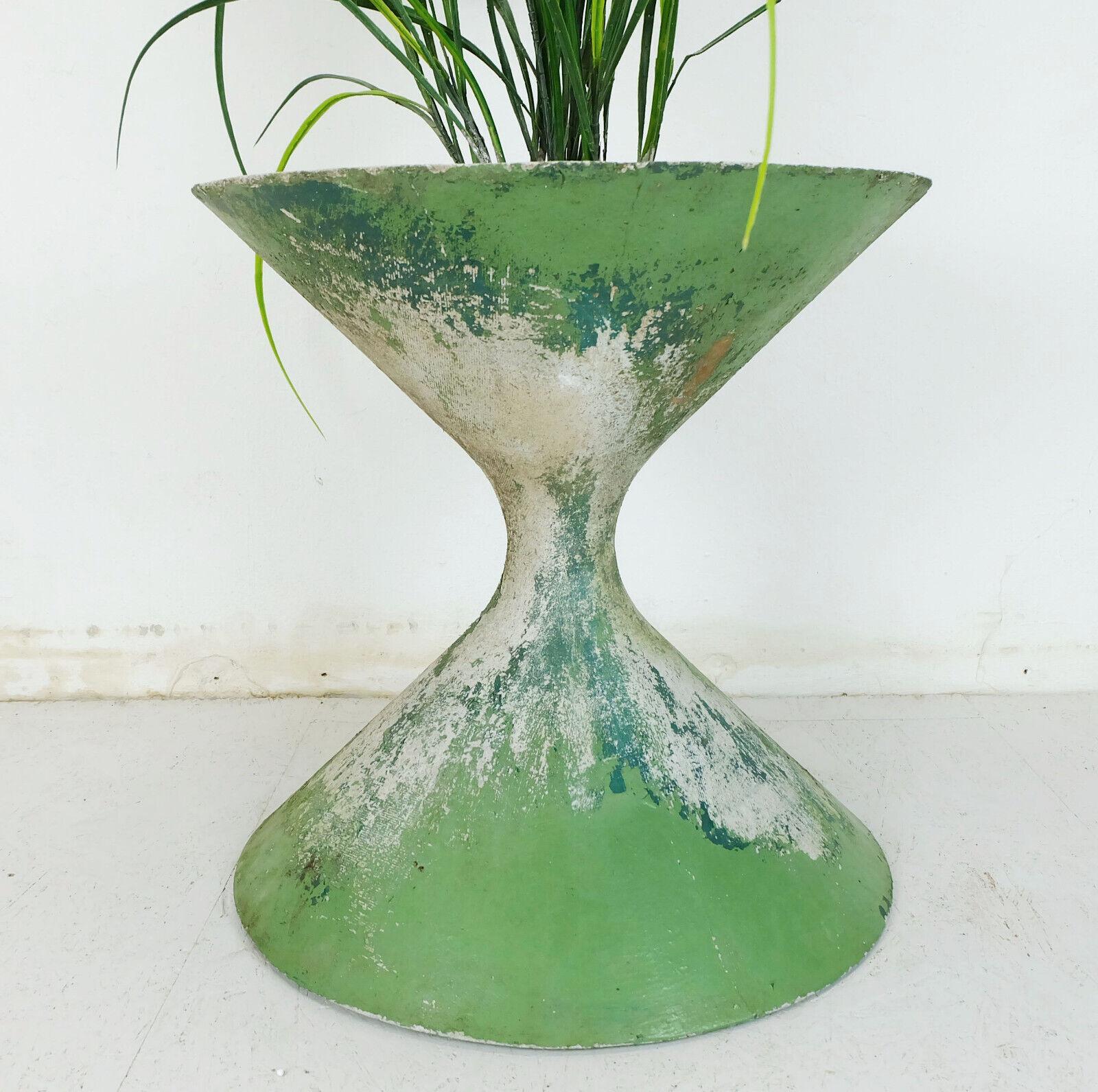 Mid-20th Century Architectural Diabolo Planter Spindel Plant Pot Willy Guhl, 1950s