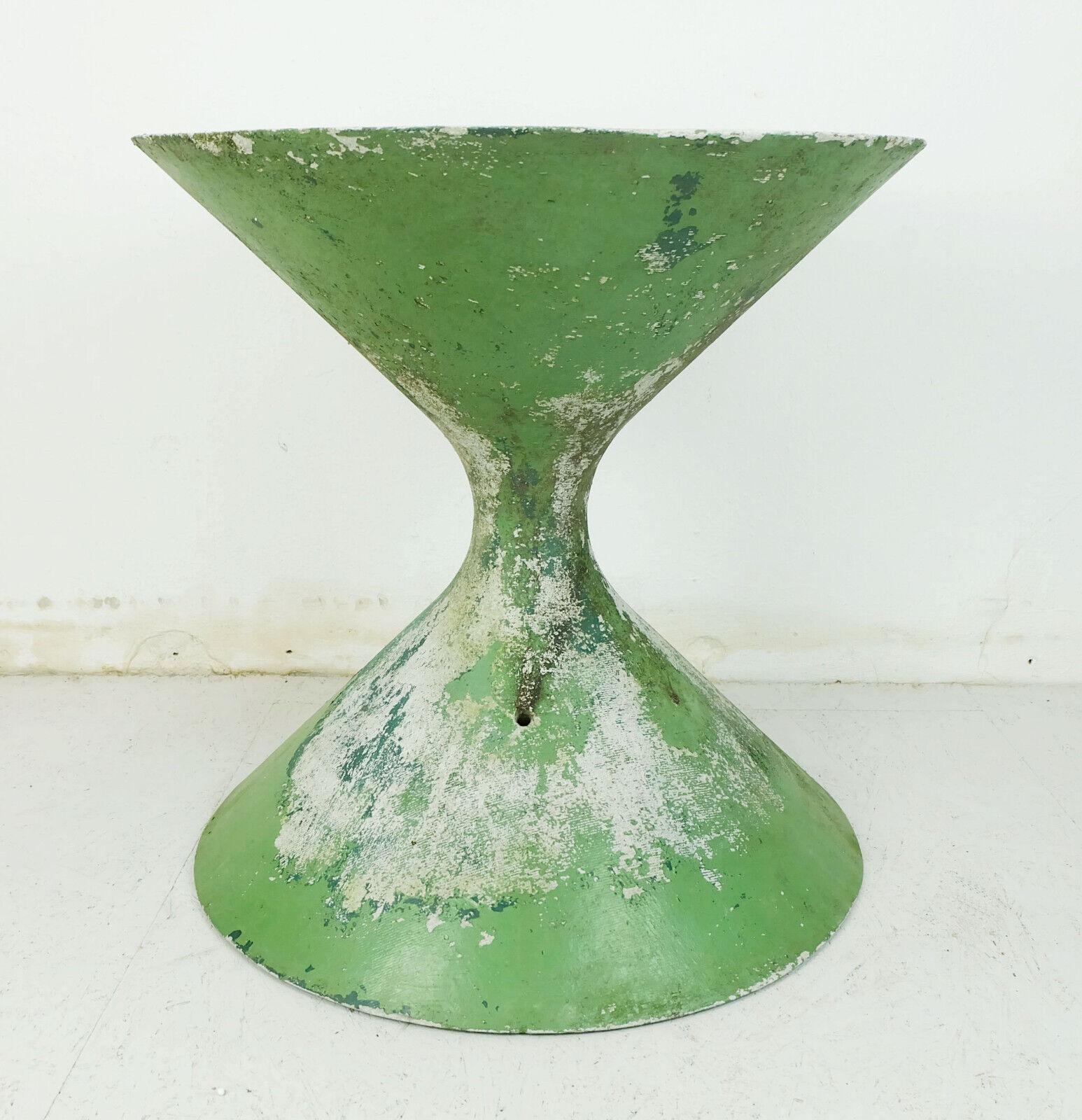 Architectural Diabolo Planter Spindel Plant Pot Willy Guhl, 1950s 3