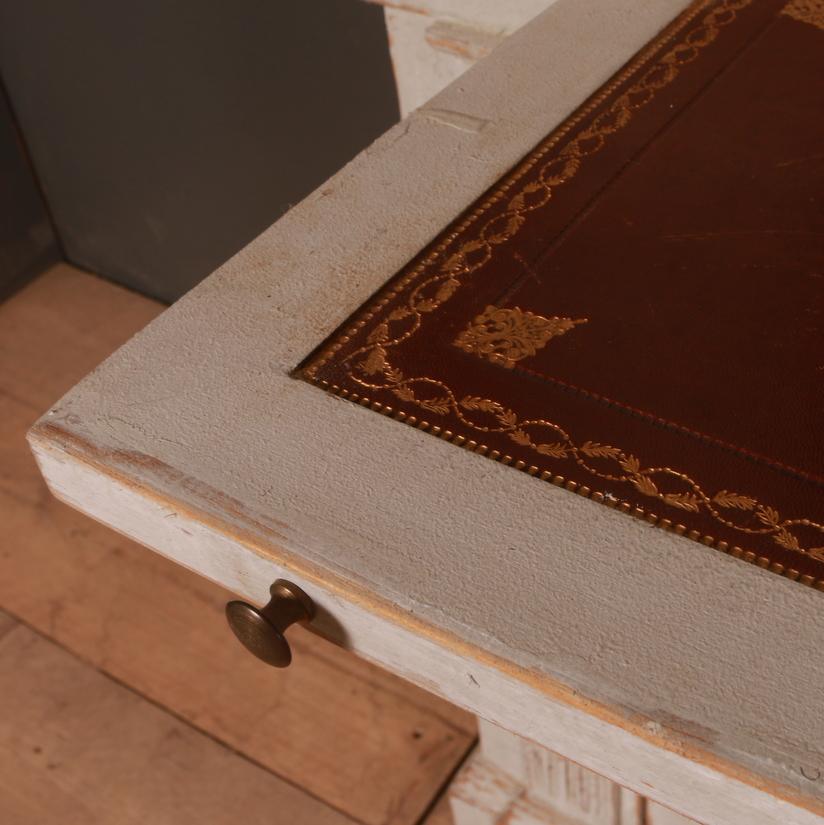 Architectural English Painted Bookcase In Good Condition In Leamington Spa, Warwickshire