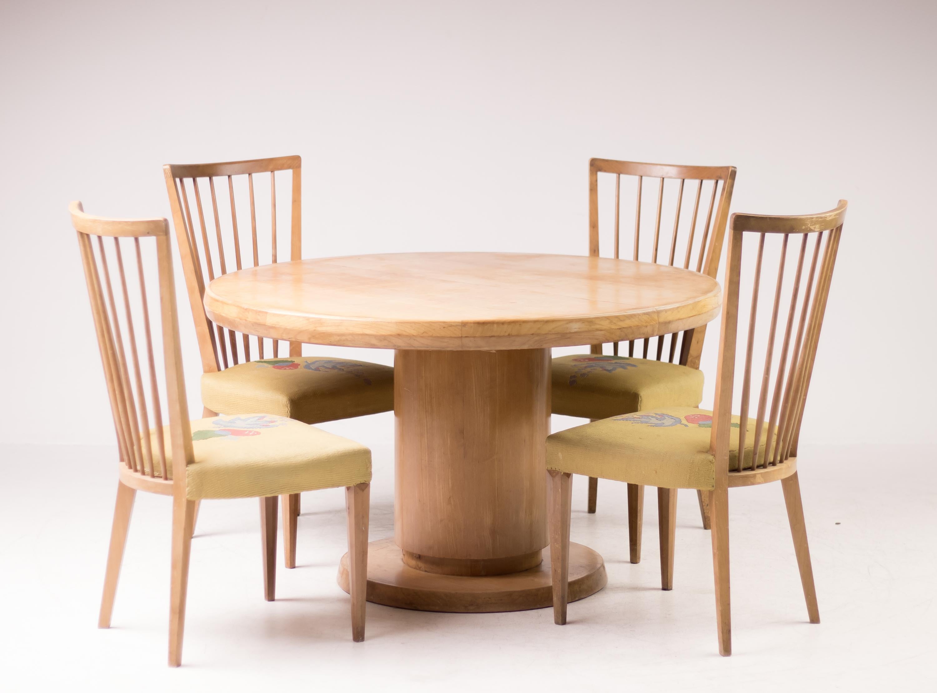 Architectural Extendable Circular Dining Table 8