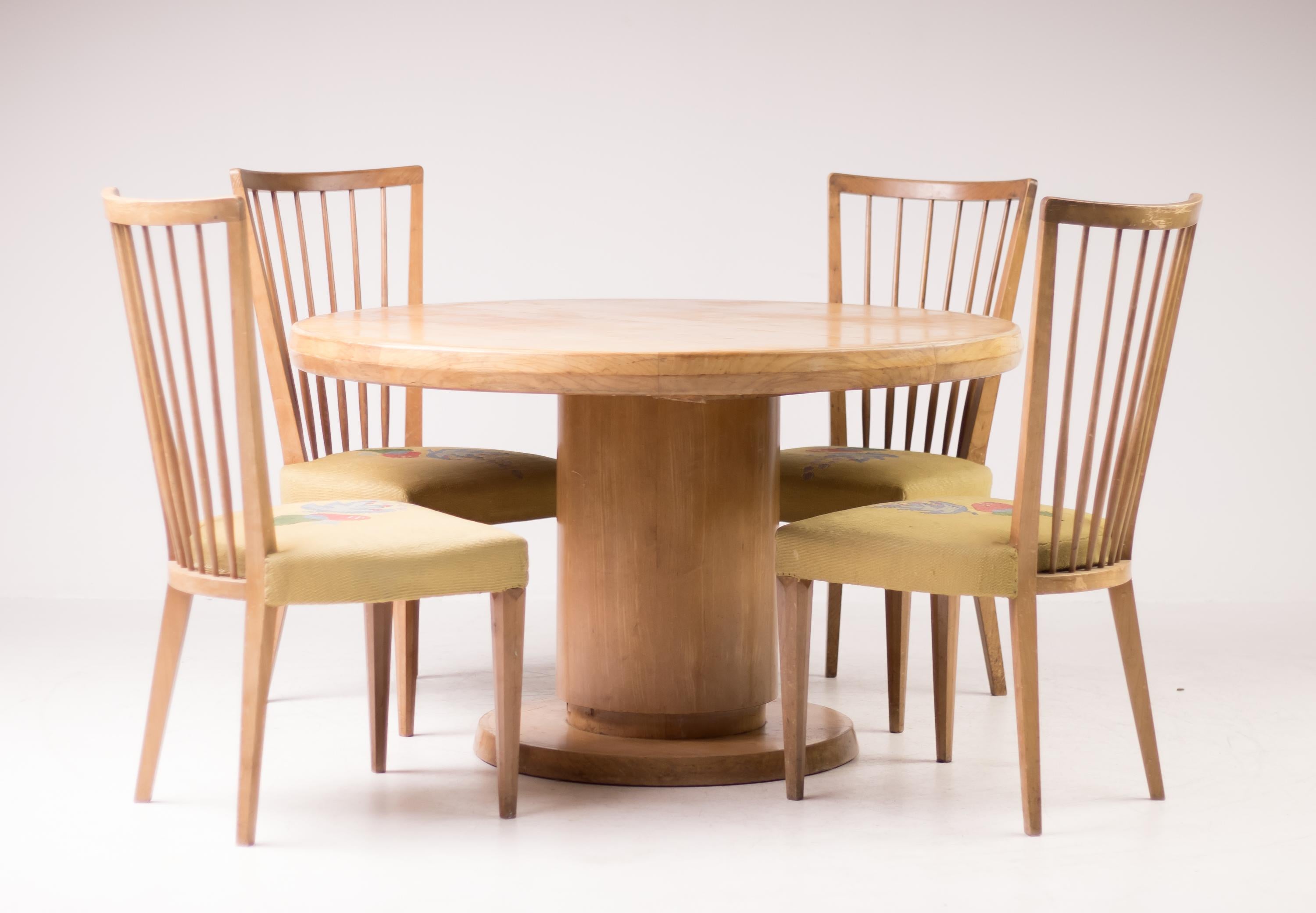 Architectural Extendable Circular Dining Table 9