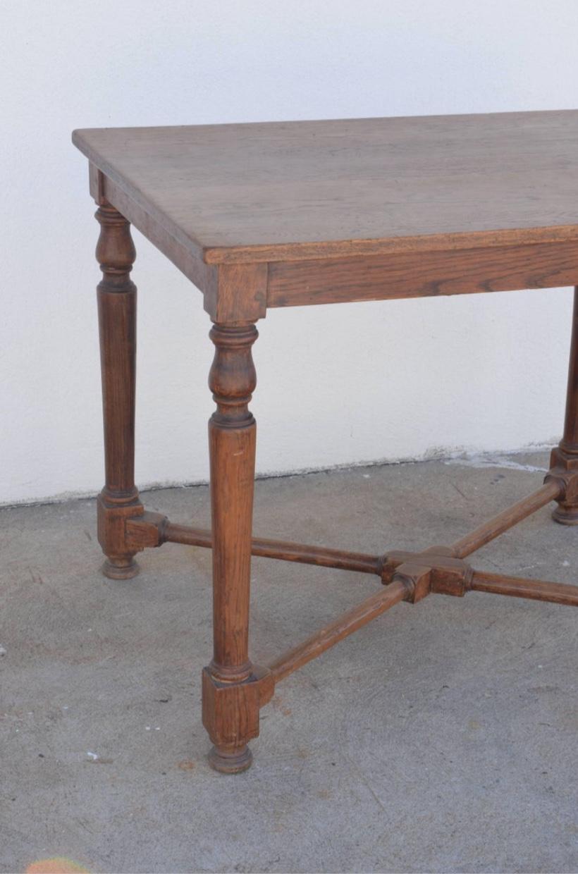 Néo-Renaissance Table centrale ou table de jeu architecturale en chêne français en vente