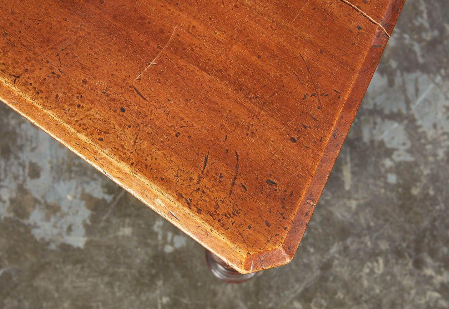 Sedie da sala architettoniche - Una coppia in vendita 1