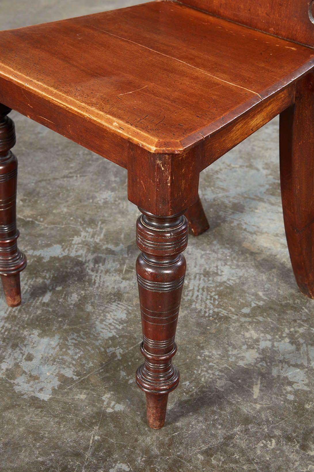 Sedie da sala architettoniche - Una coppia in vendita 2