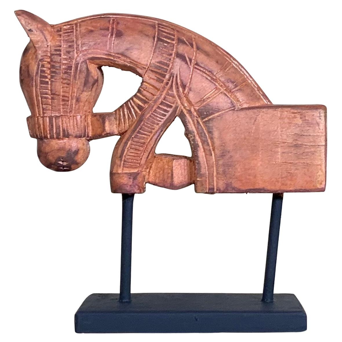 Cheval architectural en bois sculpté à la main en vente