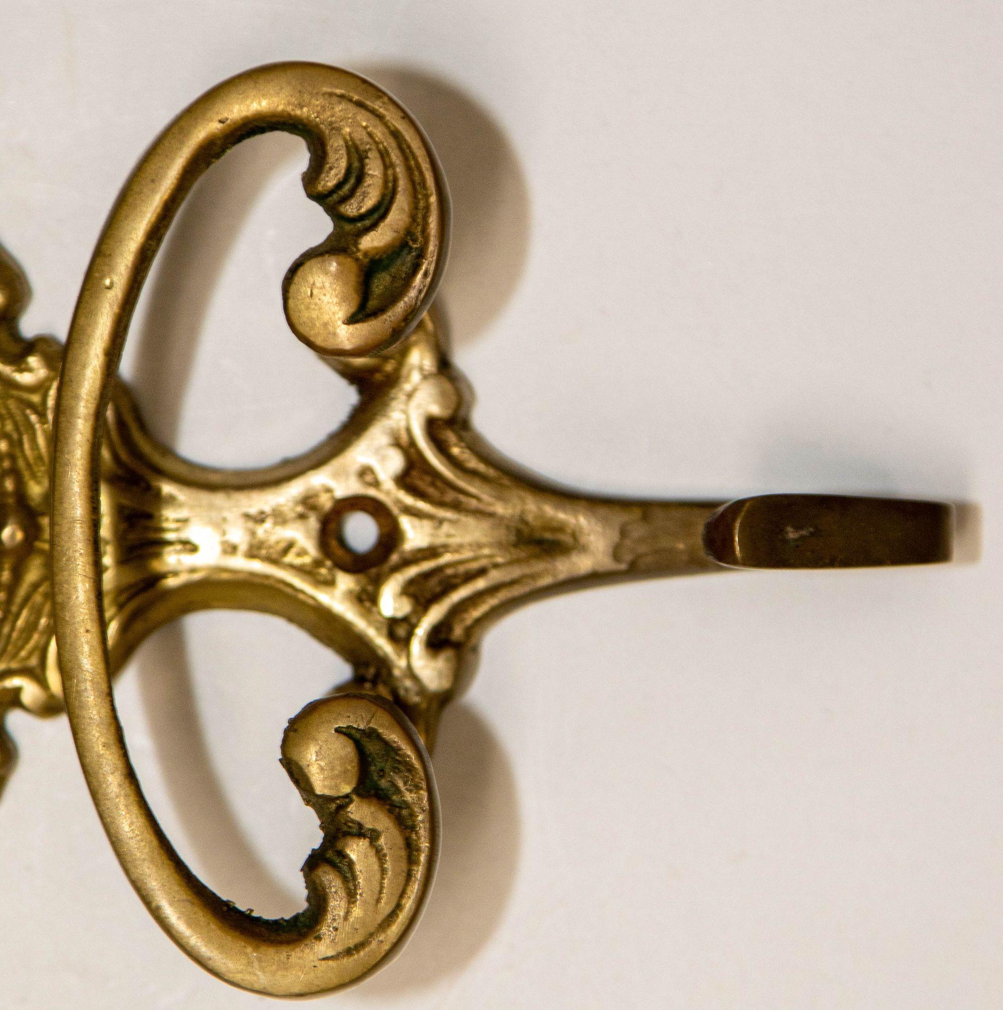 Architectural Italian Cast Brass Floral Wall Hook Decor Made in Italy 9