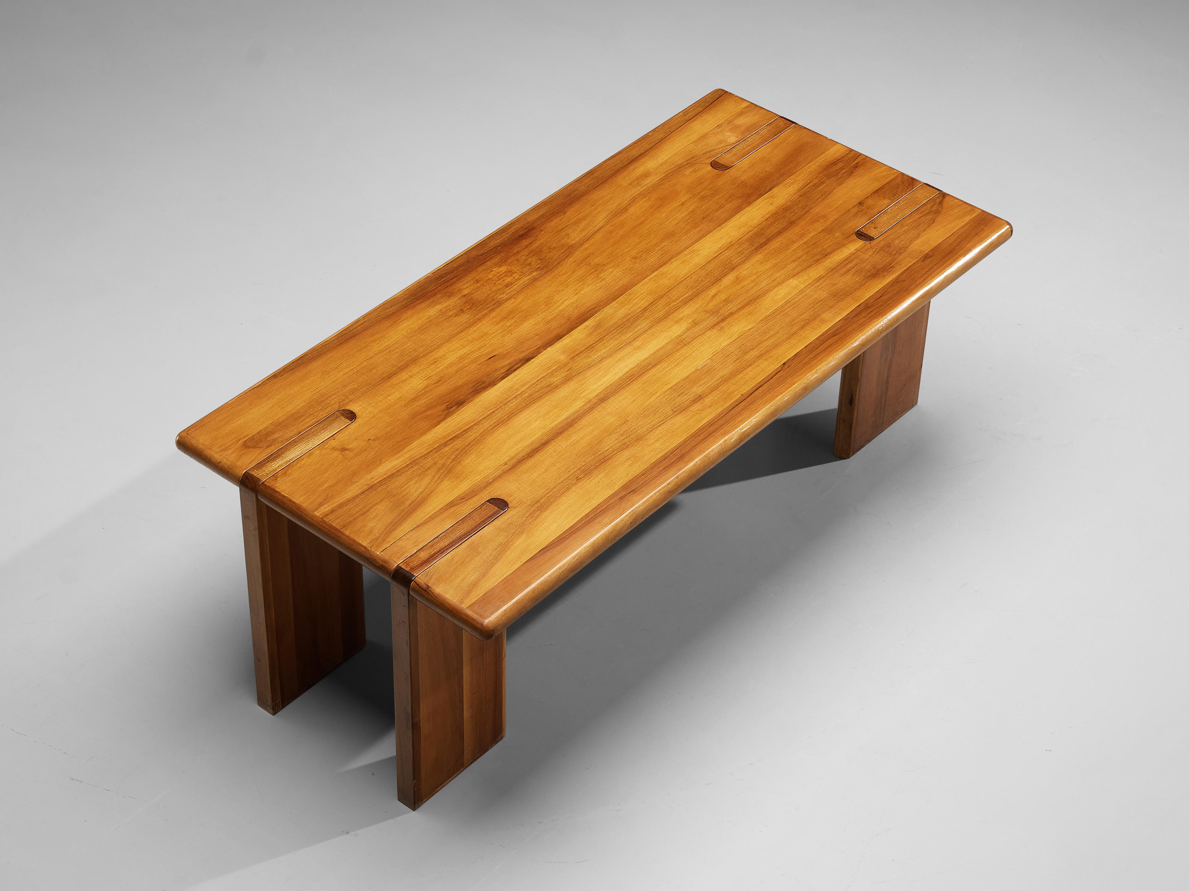 Late 20th Century Barsacchi & Vegni 'Altedo' Dining Table in Walnut
