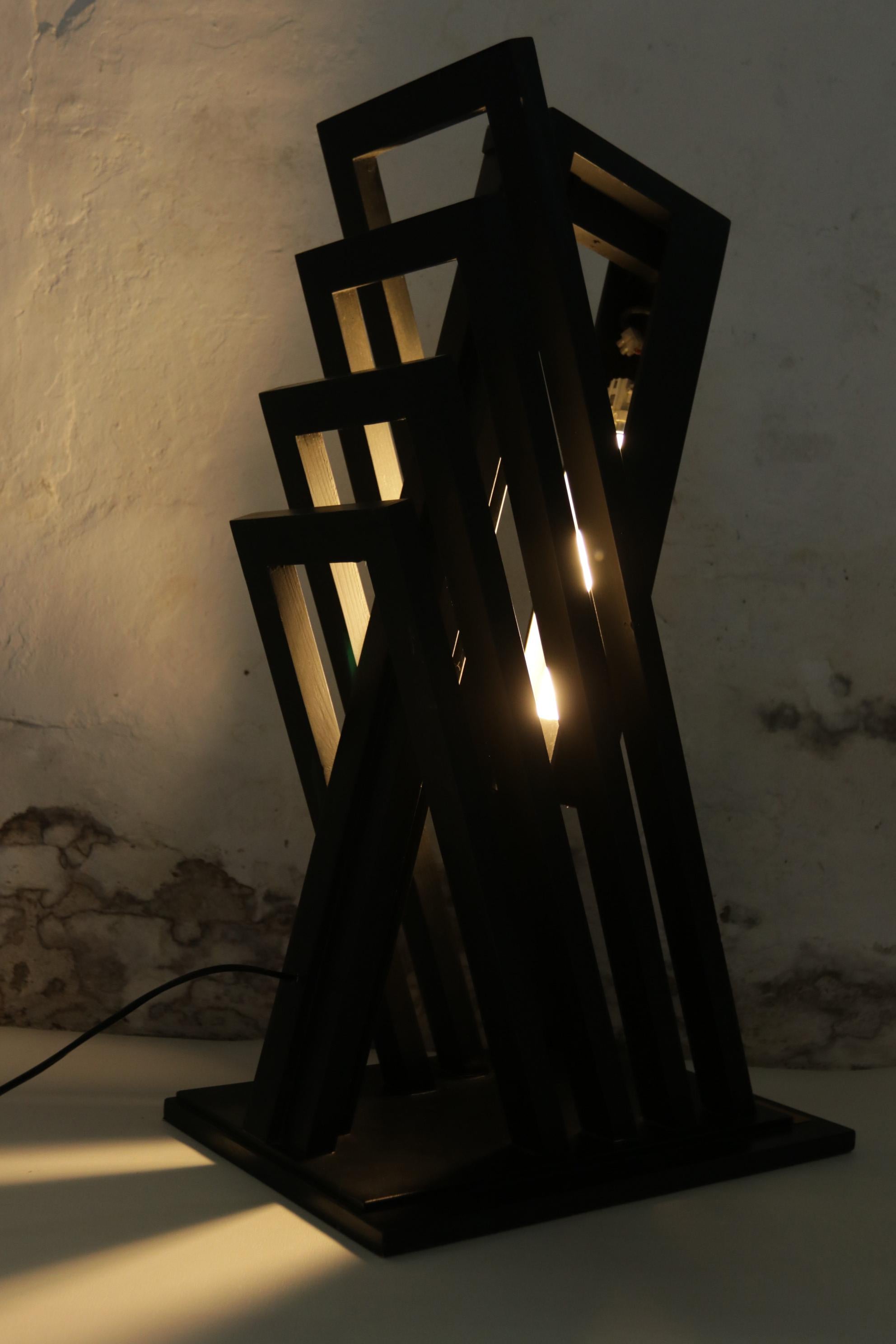 Architectural Lamp from the 80s Fedon R. For Sale 10