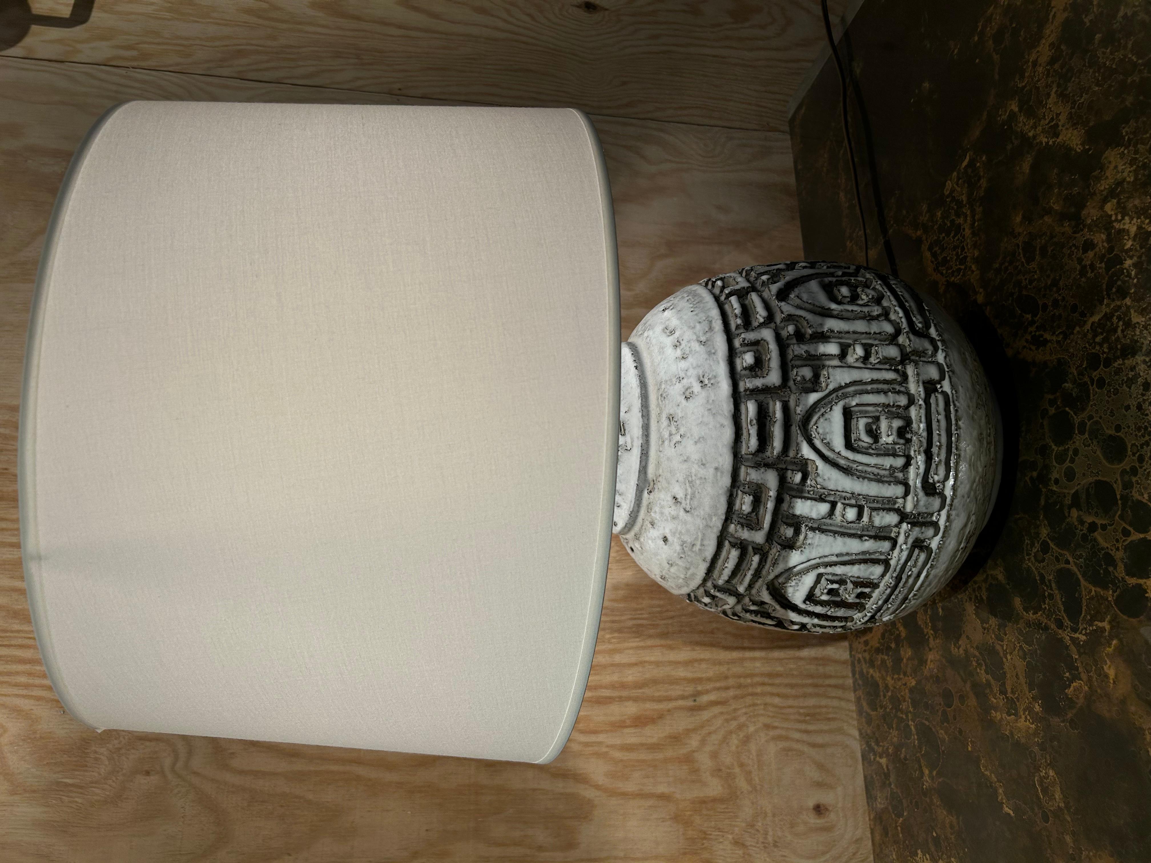Spectacular lamp by Marius Bessone, unique decor, very large.
Vallauris 1950