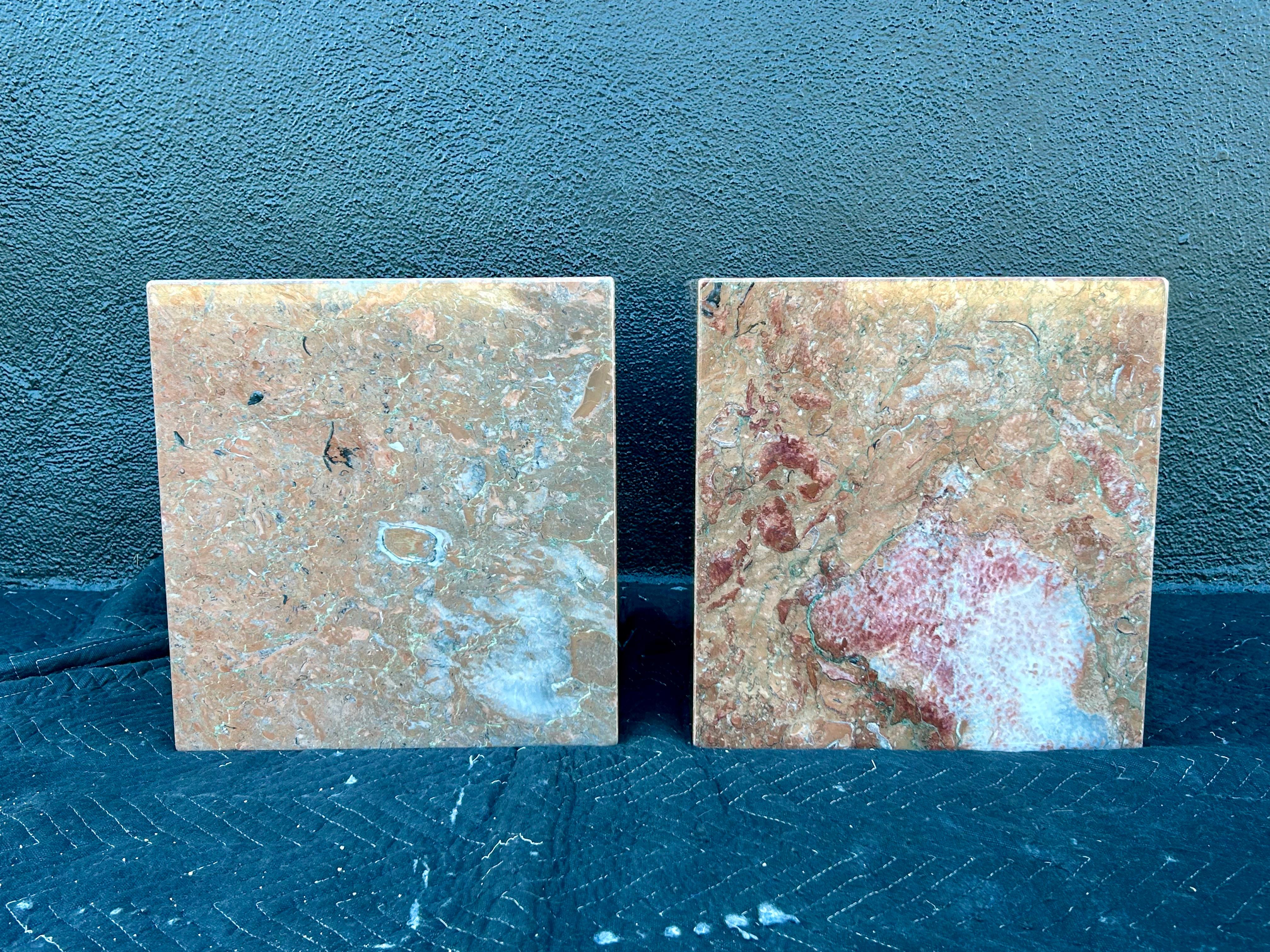 Tavoli o piedistalli architettonici in marmo Italia in vendita 4