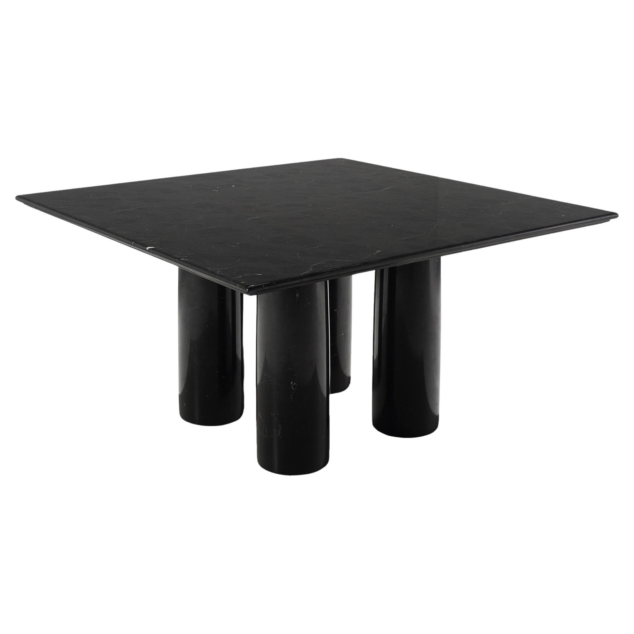 Table à manger architecturale « Il Colonnato » de Mario Bellini en marbre noir