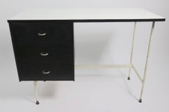 Bureau architectural du milieu du siècle dernier de Thonet