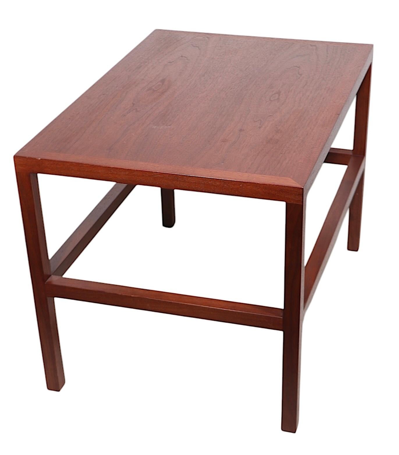 Architectural Mid Century End Table att. to Wormley for Dunbar For Sale 2
