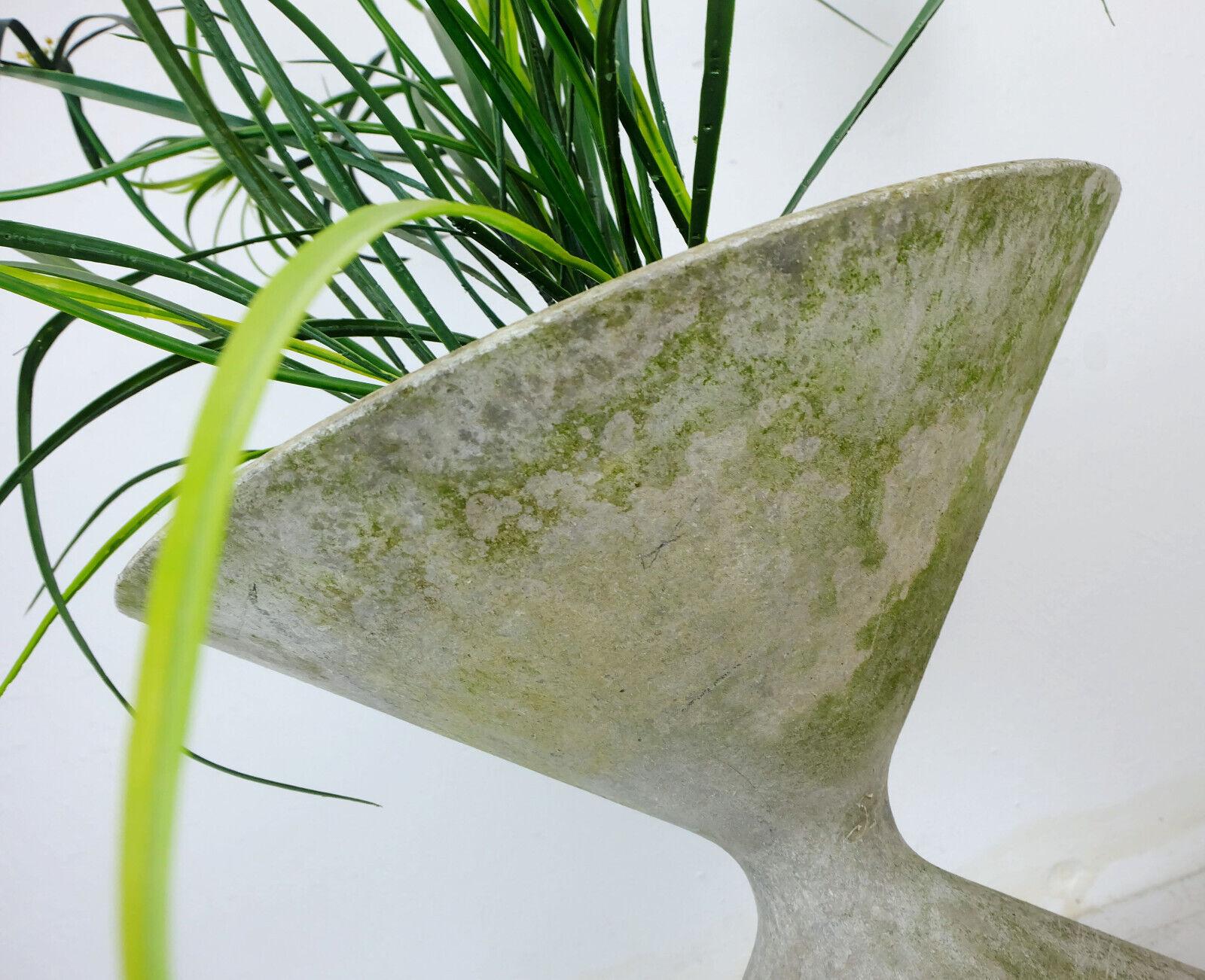 architectural mid century PLANTER Willy Guhl eternit plant pot 1950s Bon état à Mannheim, DE