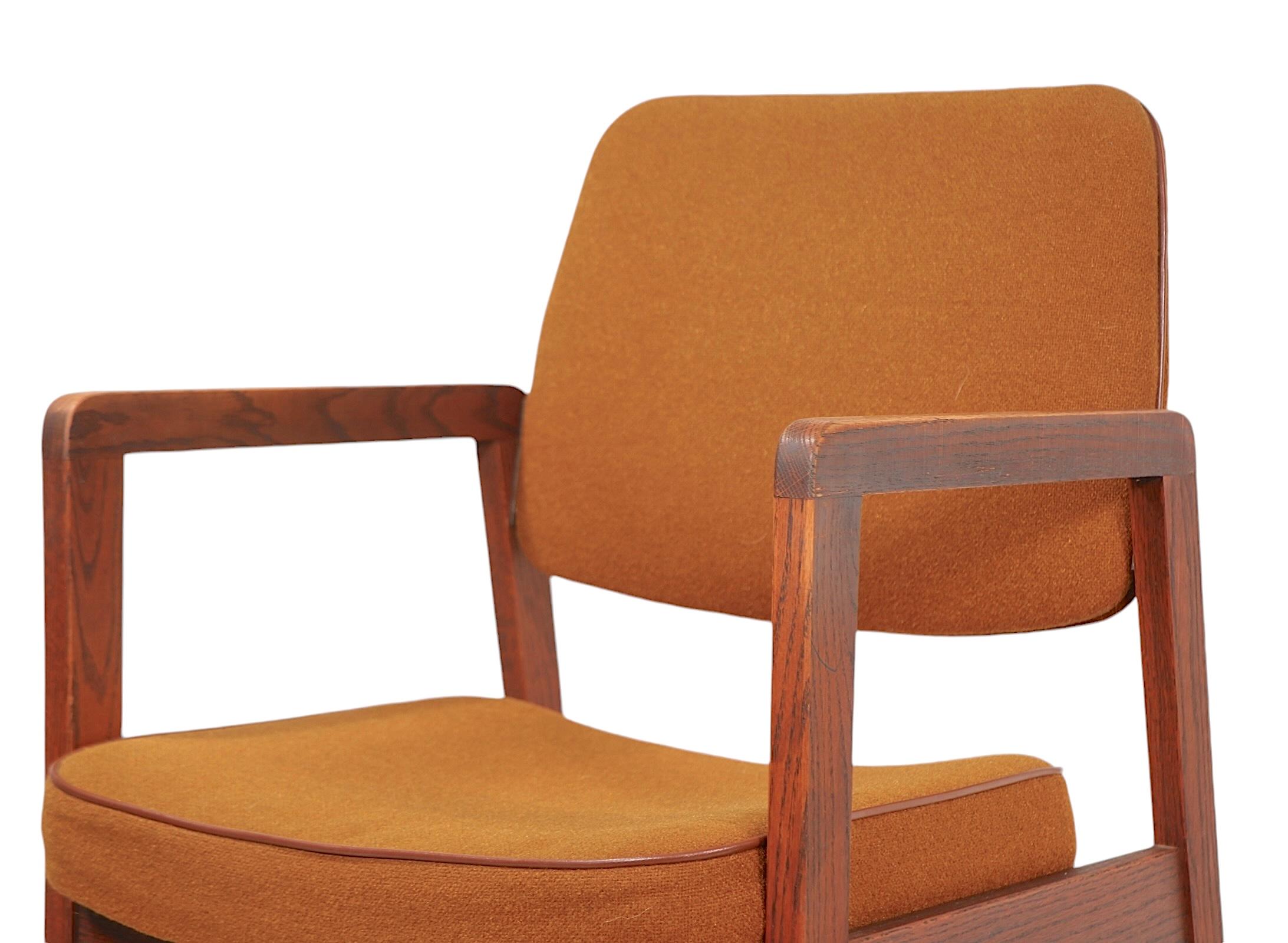 Architectural Mid Century Style Arm Chair by The Superior Chaircraft Corp. 1986 In Good Condition For Sale In New York, NY
