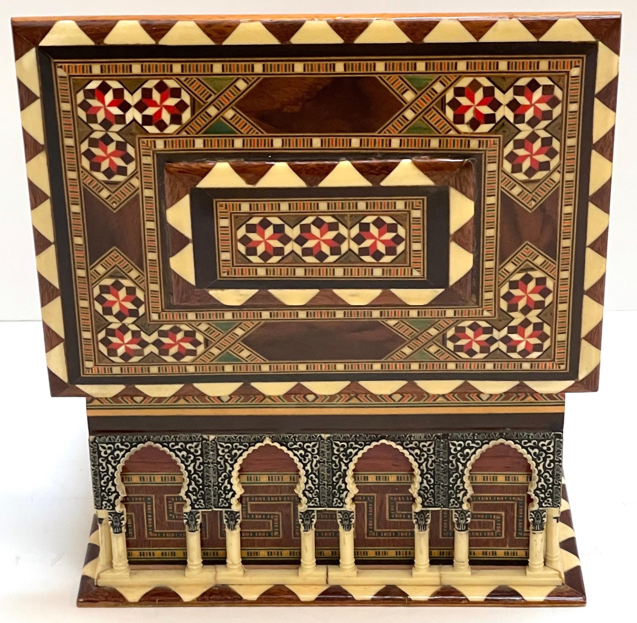 Architectural Model Box of the Alhambra Palace, with Key In Good Condition For Sale In West Palm Beach, FL