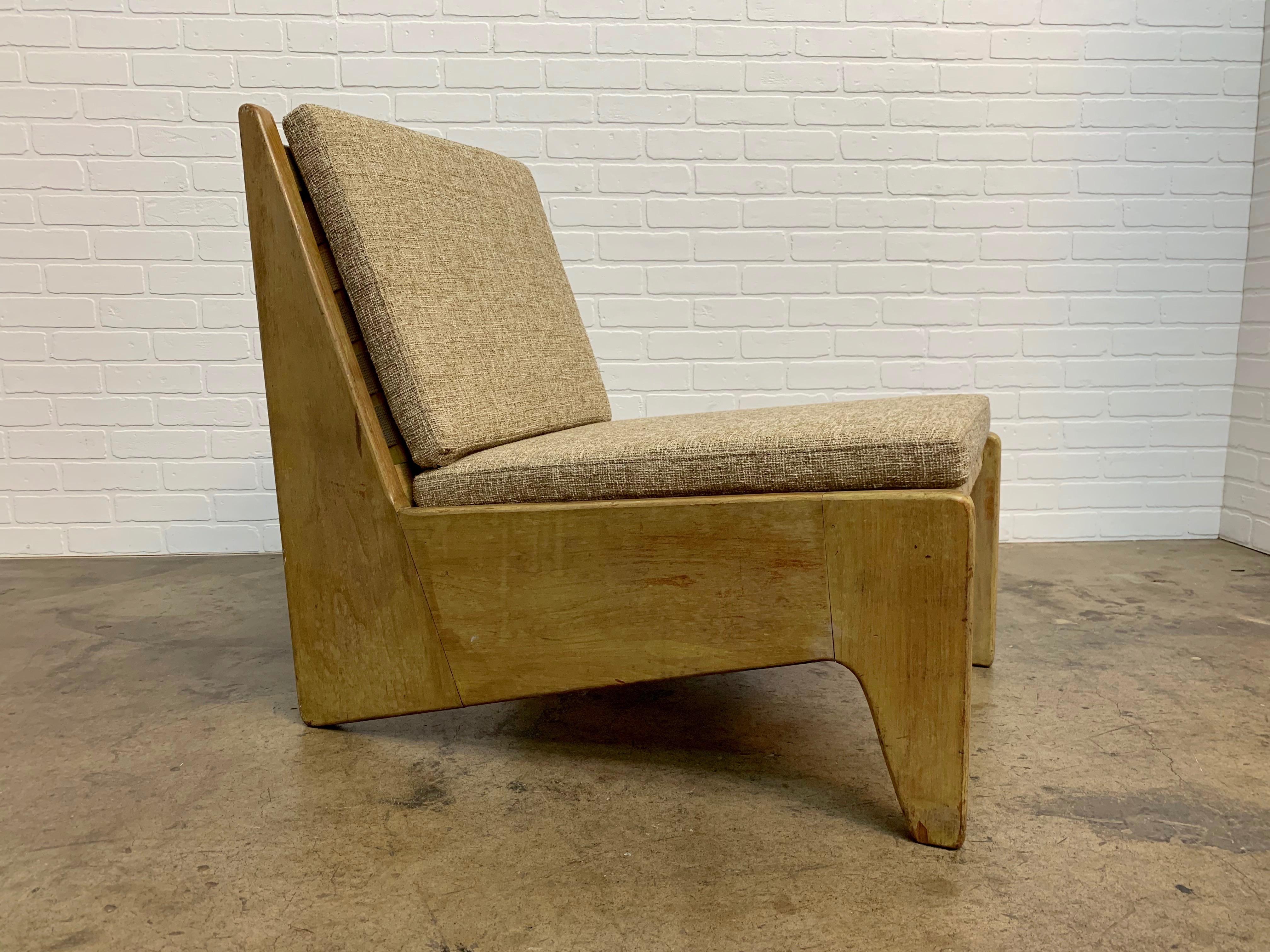 Architectural Modernist Slipper Chair 3