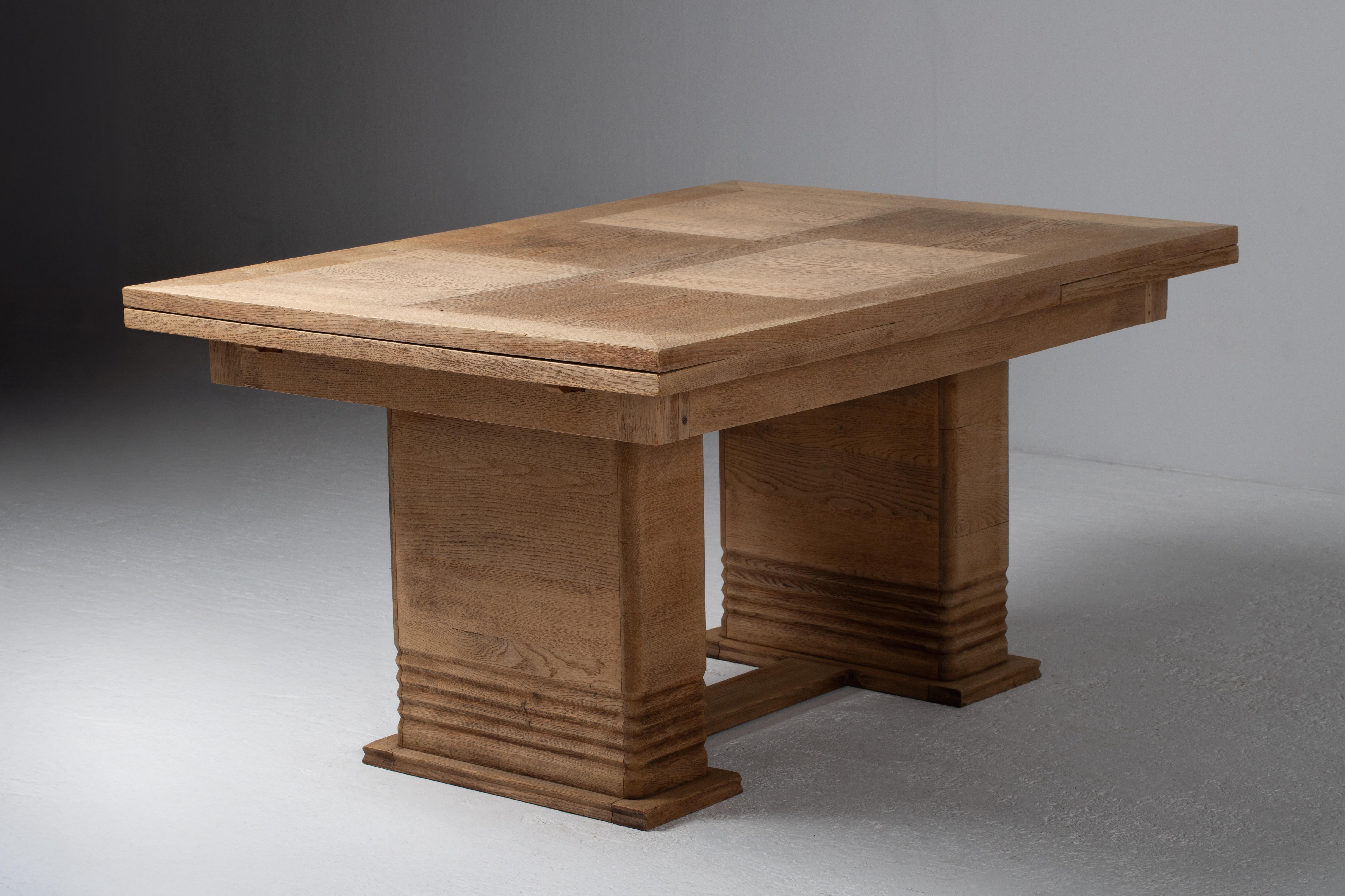 Architectural Oak Dining Table with Parquet Top, France, 1950s en vente 4