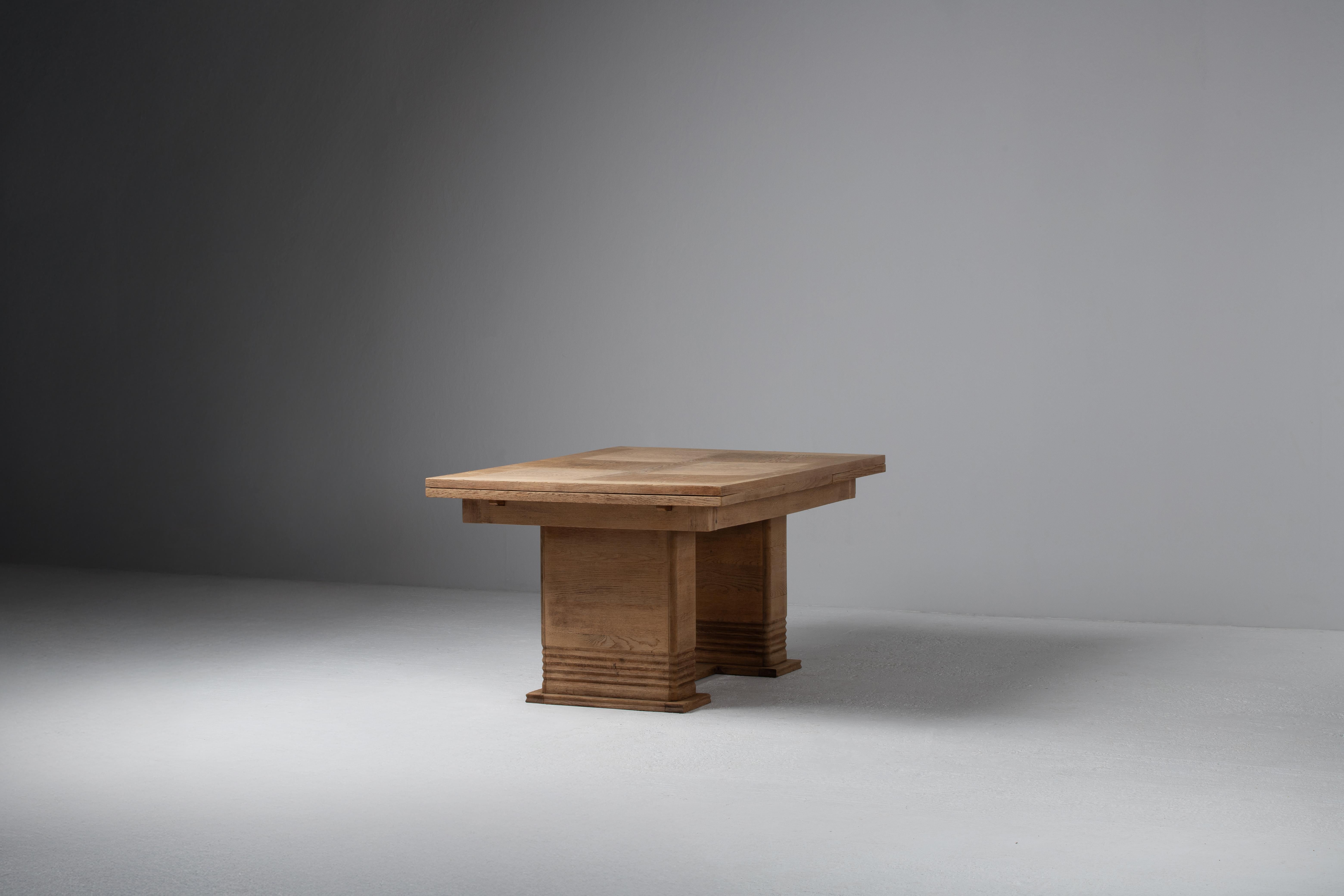 Architectural Oak Dining Table with Parquet Top, France, 1950s en vente 1