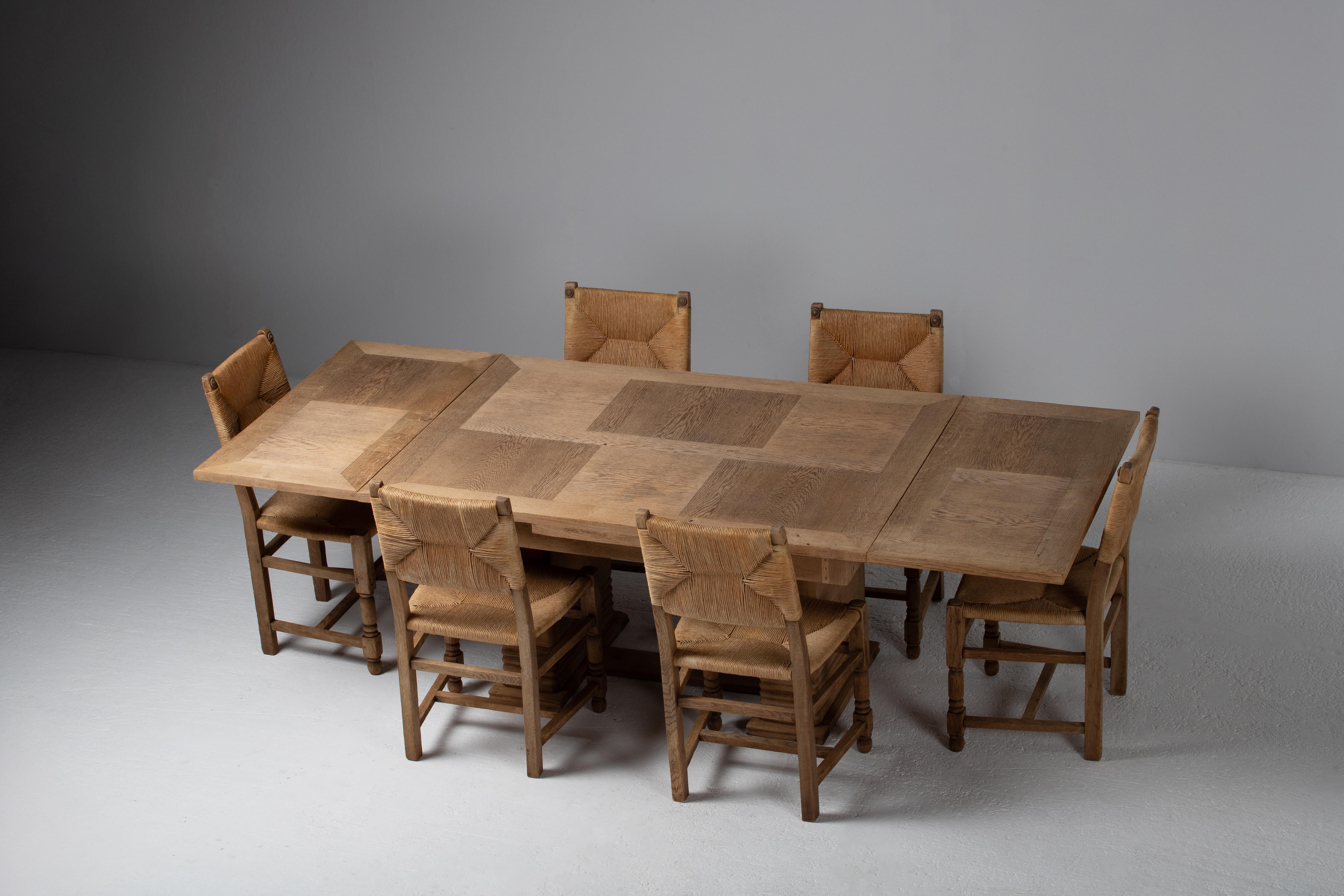 Architectural Oak Dining Table with Parquet Top, France, 1950s en vente 2