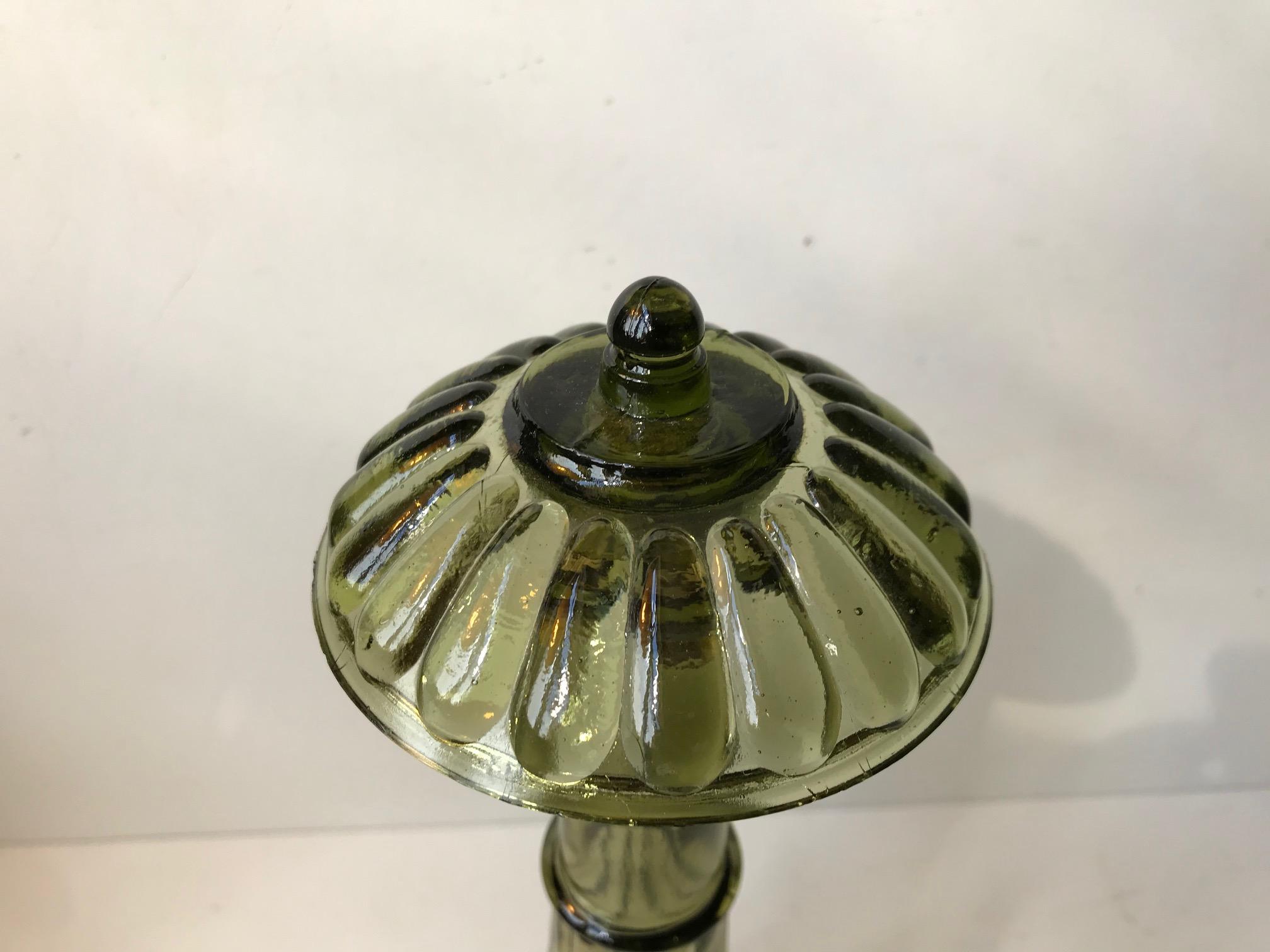 Architectural Olive Green Glass Decanter from Empoli, Italy, 1970s In Good Condition For Sale In Esbjerg, DK