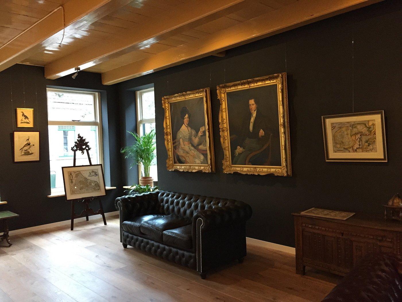 Ornamento arquitectónico del Louvre - Cornisas y balaustrada de Baltard, 1799 en venta 2