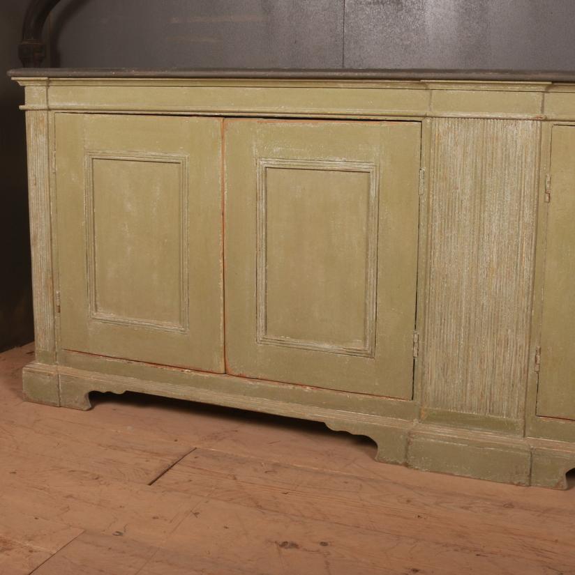 Architectural Painted Sideboard In Good Condition In Leamington Spa, Warwickshire