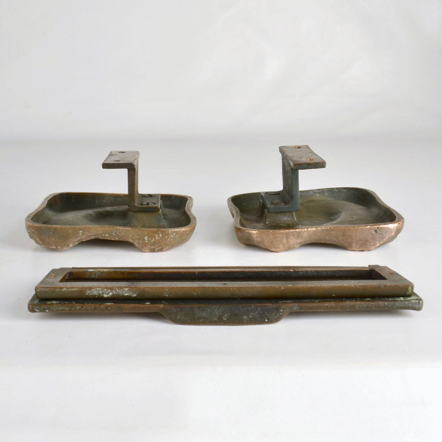 Architectural Pair of Bronze Square Push Pull Door Handles with Letterbox im Angebot 5