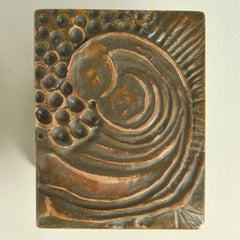 Coppia di maniglie quadrate in bronzo per porte a pressione e a tirare con rilievo organico