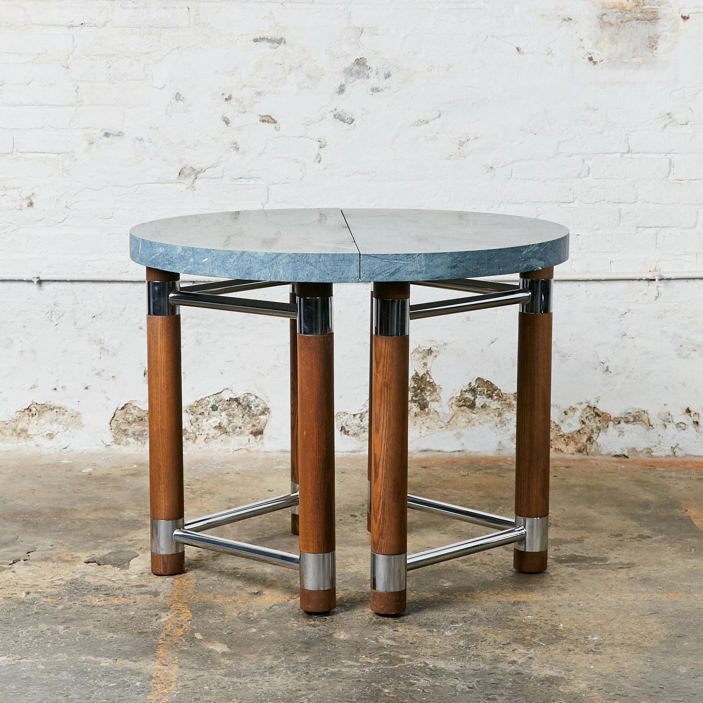 Mid-Century Modern Architectural Pair of Italian Console Tables For Sale
