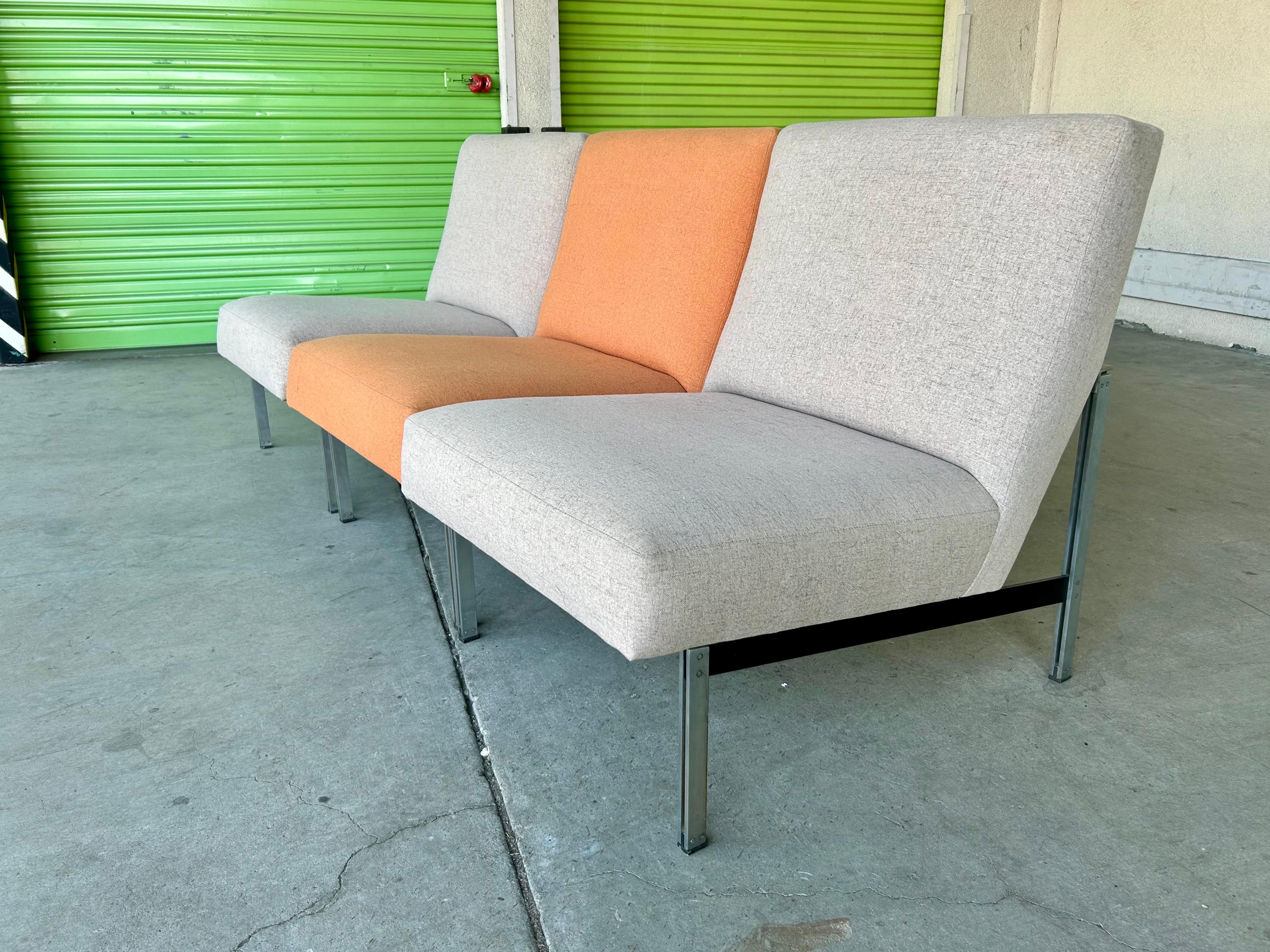 Acciaio Sedie / Divani architettonici 'Parallele Bar' Florence Knoll in vendita