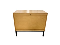 Armadio architettonico di metà secolo Cassetti Asko Finlandia / Aalto+Aalto Florence Knoll