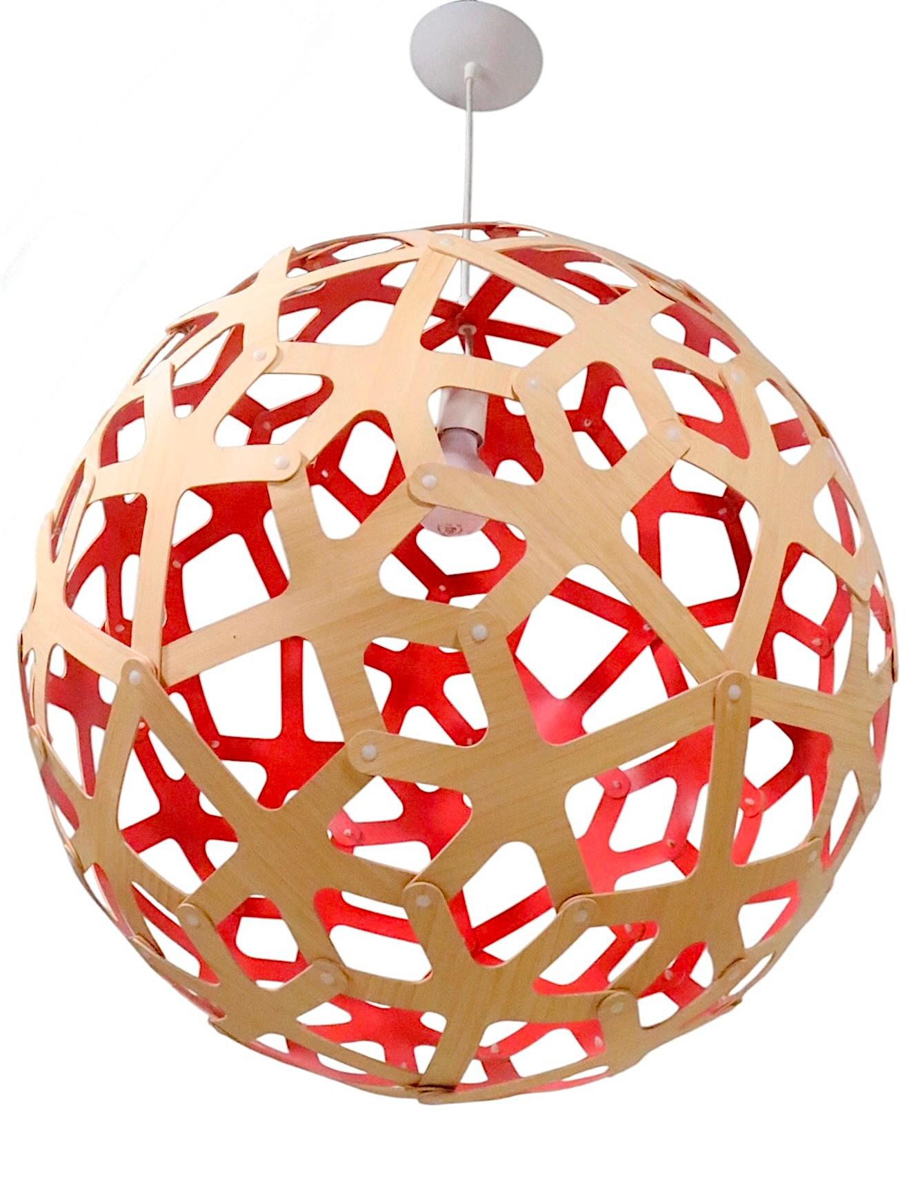 Lustre architectural à boules de couleur corail de David Trubridge en vente 6