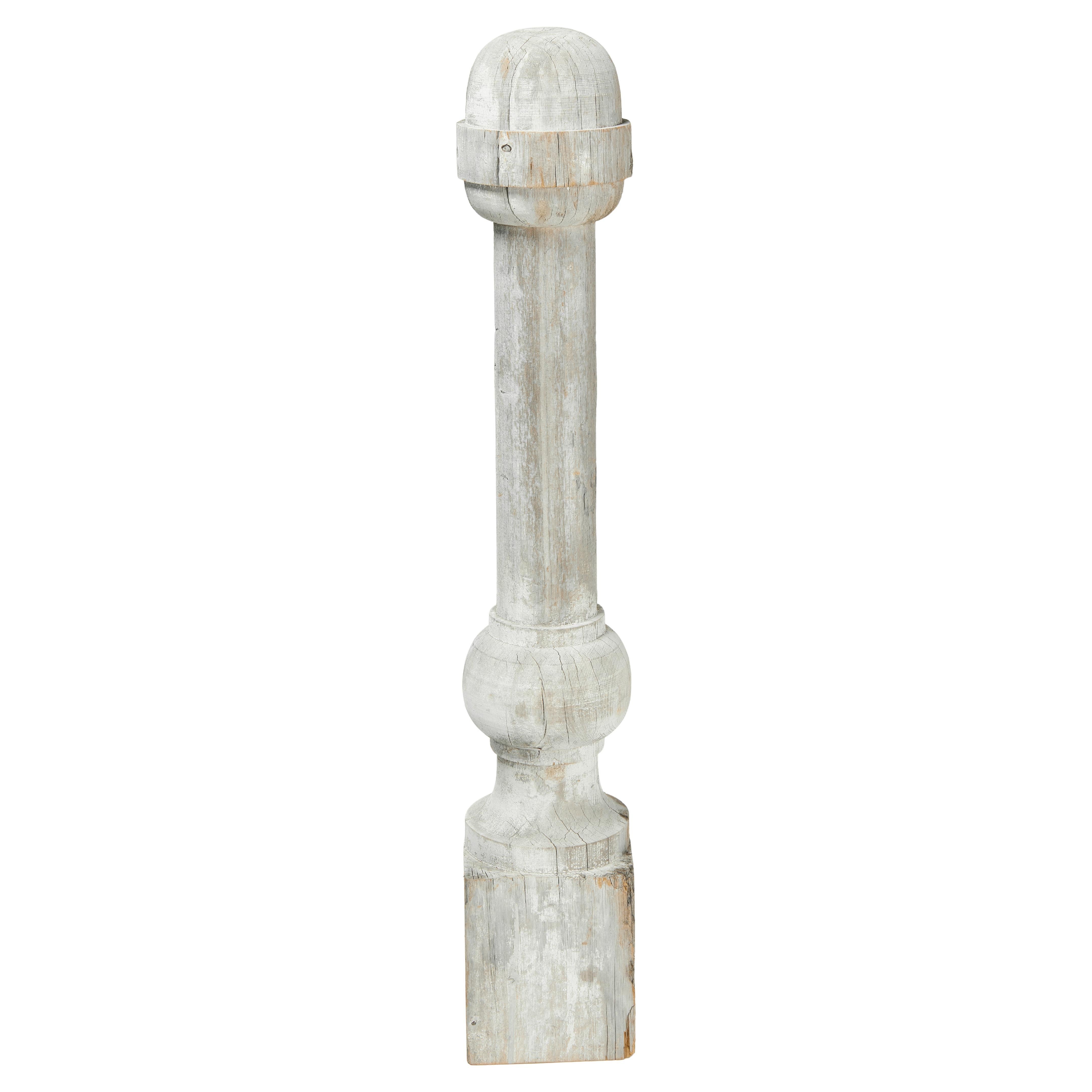 Architektonisches Pfosten mit bauchigem Turning