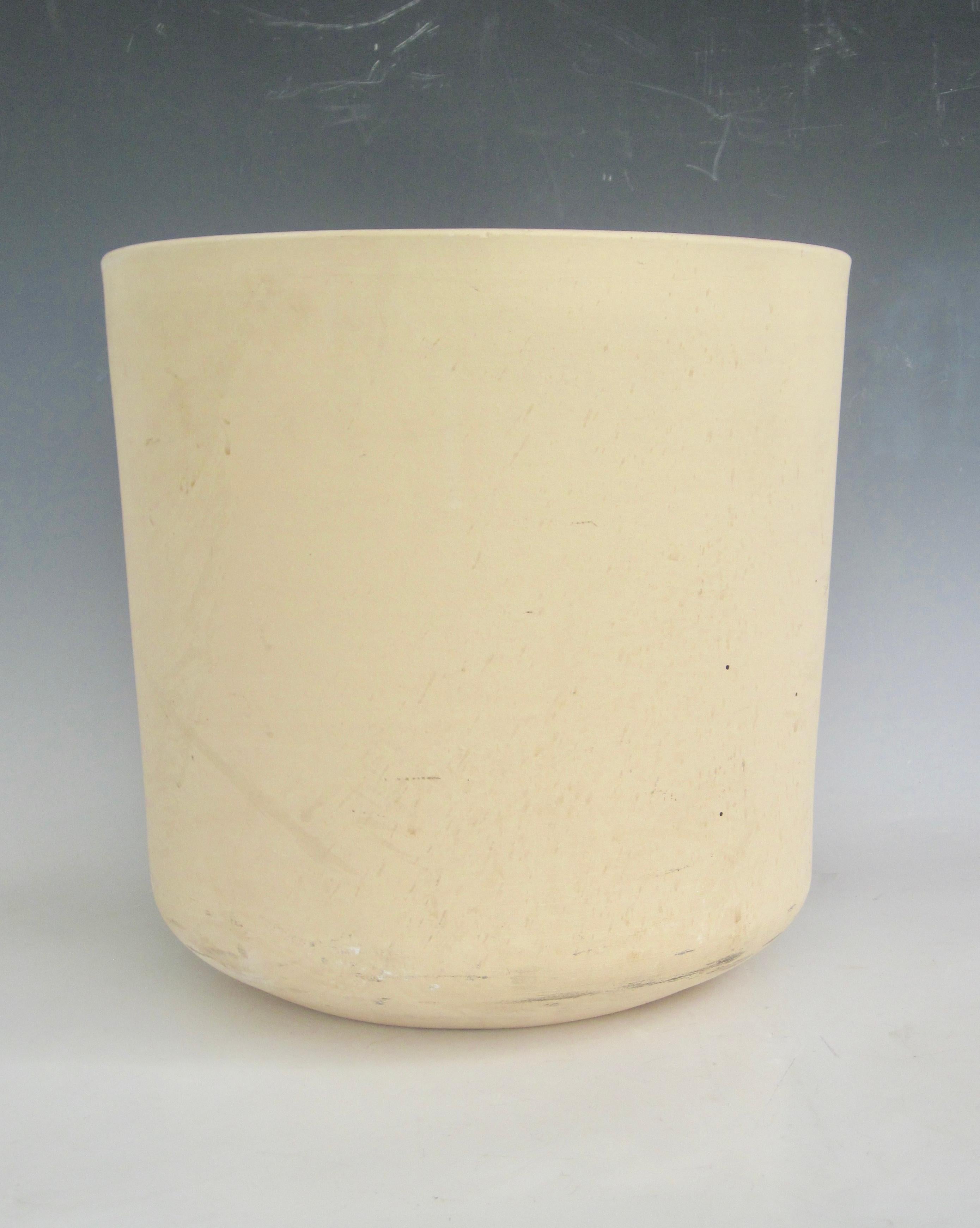 Unglazed Architectural Pottery Bisque Lt-15 Planter by Malcolm Leland California Modern For Sale
