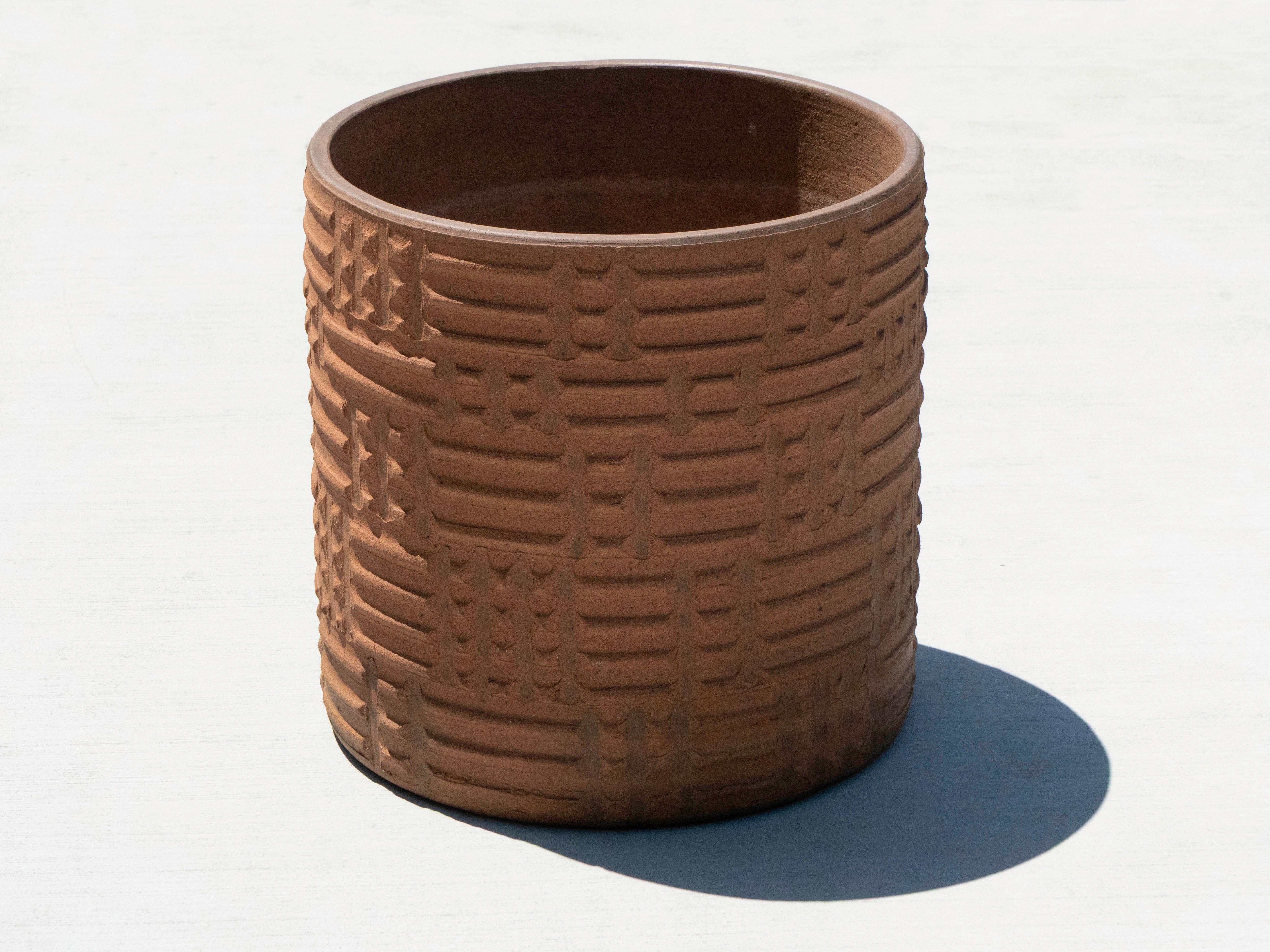 Architectural Pottery Jardinera cilíndrica 