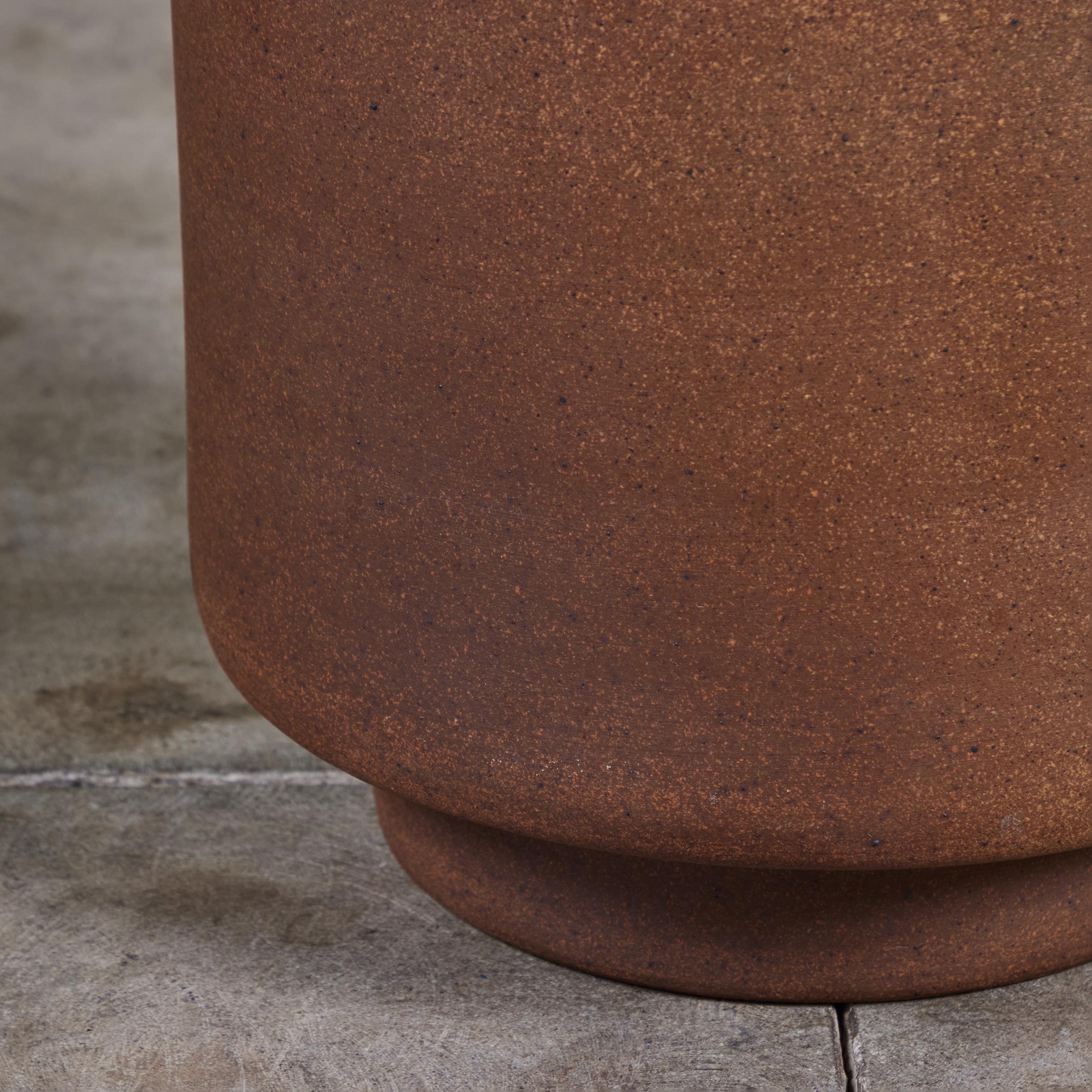 Jardinière cylindrique en grès d'Architectural Pottery en vente 5