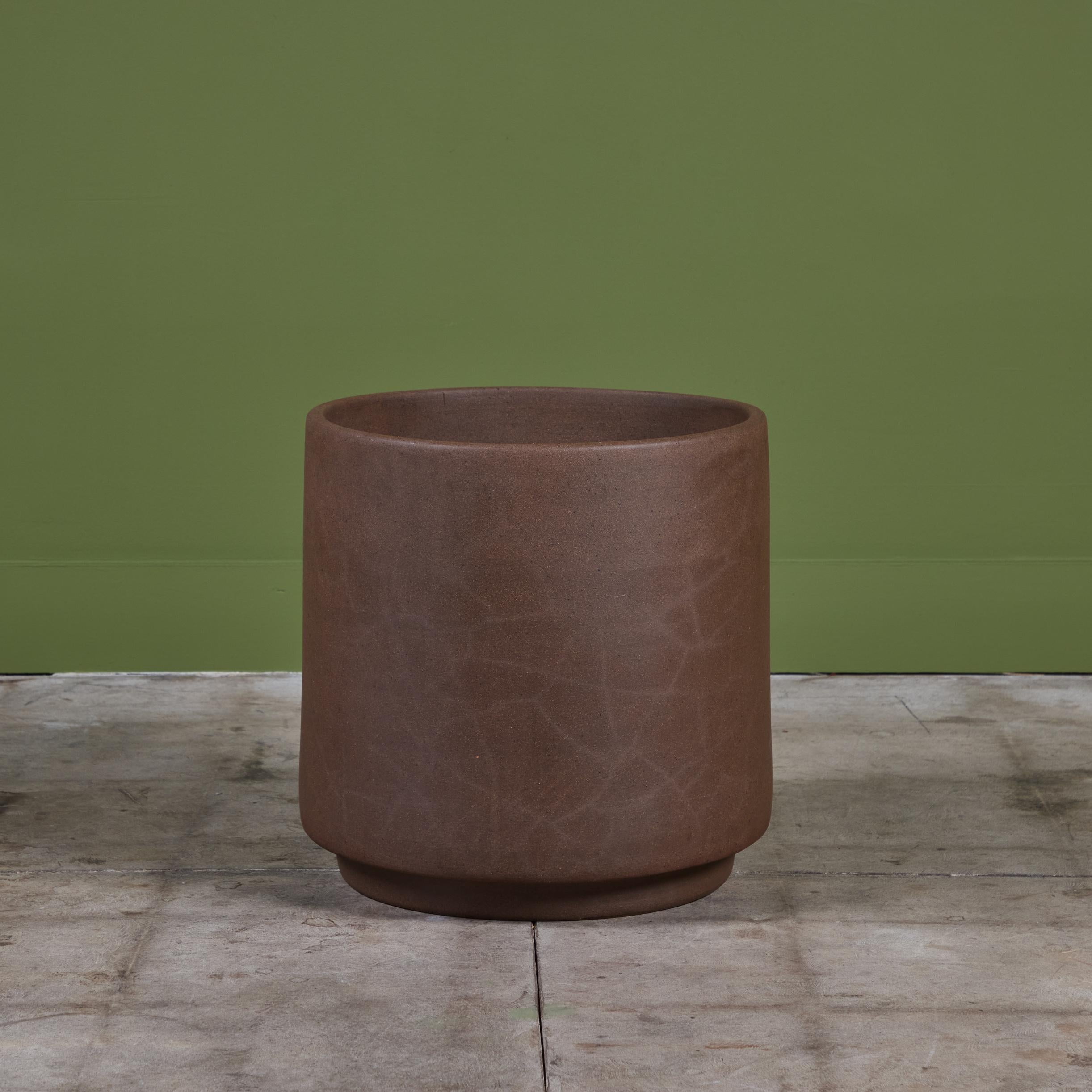 Américain Jardinière cylindrique en grès d'Architectural Pottery en vente