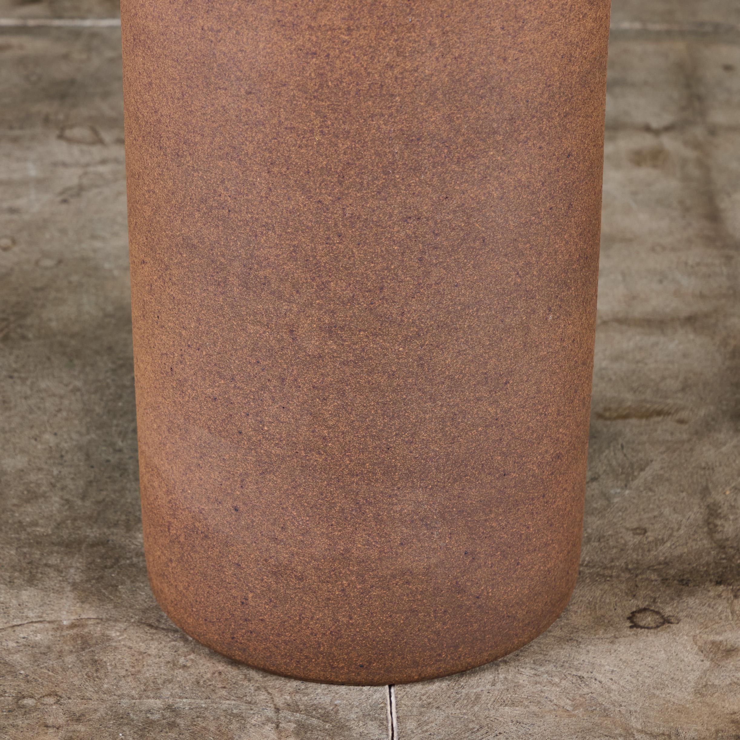 Architectural Pottery Poterie en grès Tulip Planter ou Umbrella Stand en vente 1