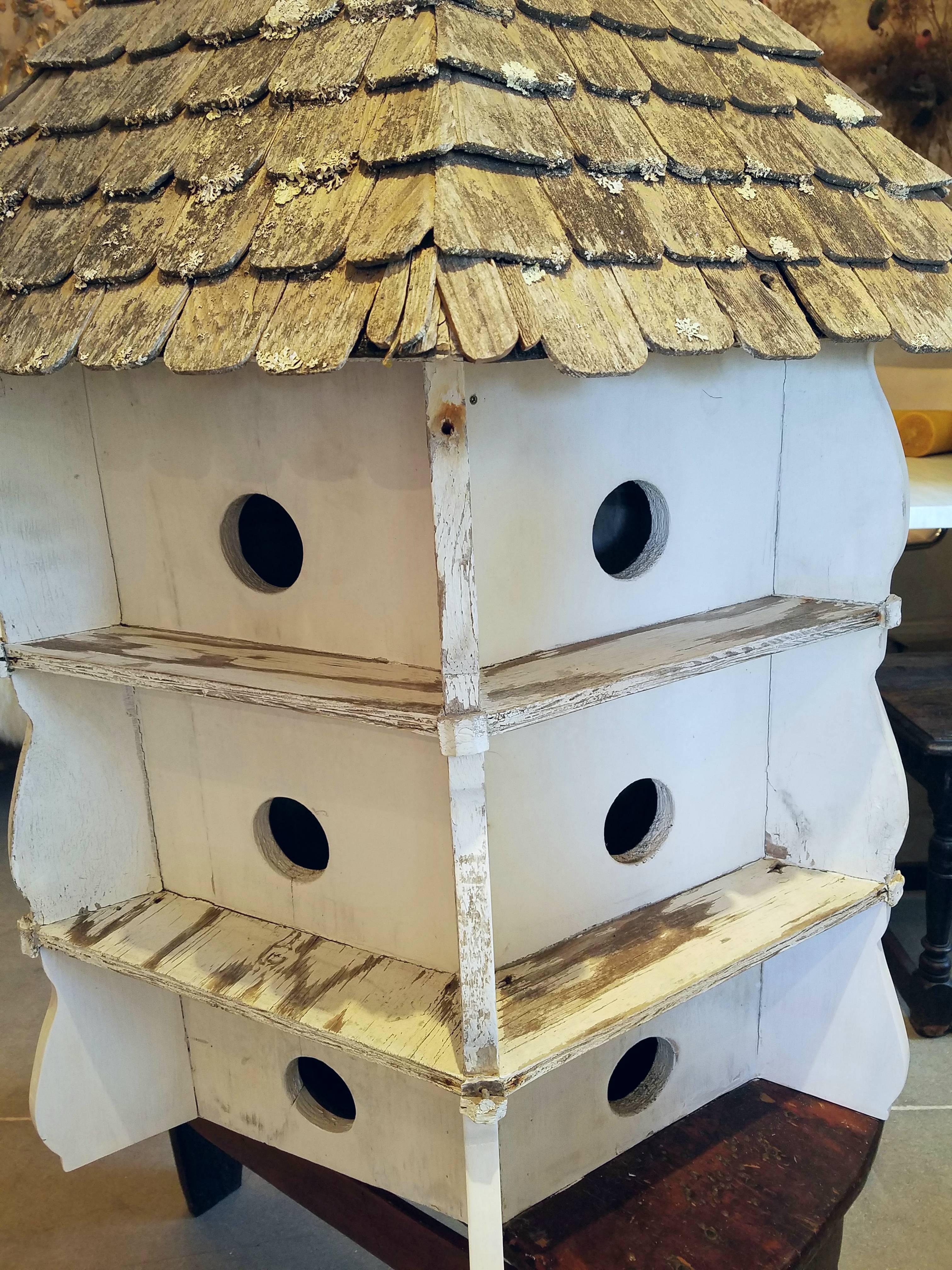 Architectural Purple Martin Birdhouse with Wood Shingled Roof and Weathervane For Sale 2