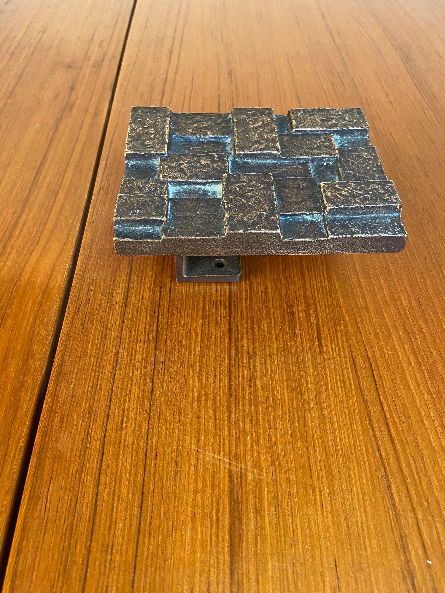 Architectural Push and Pull Door Handle in Bronze with Cubist Relief For Sale 3