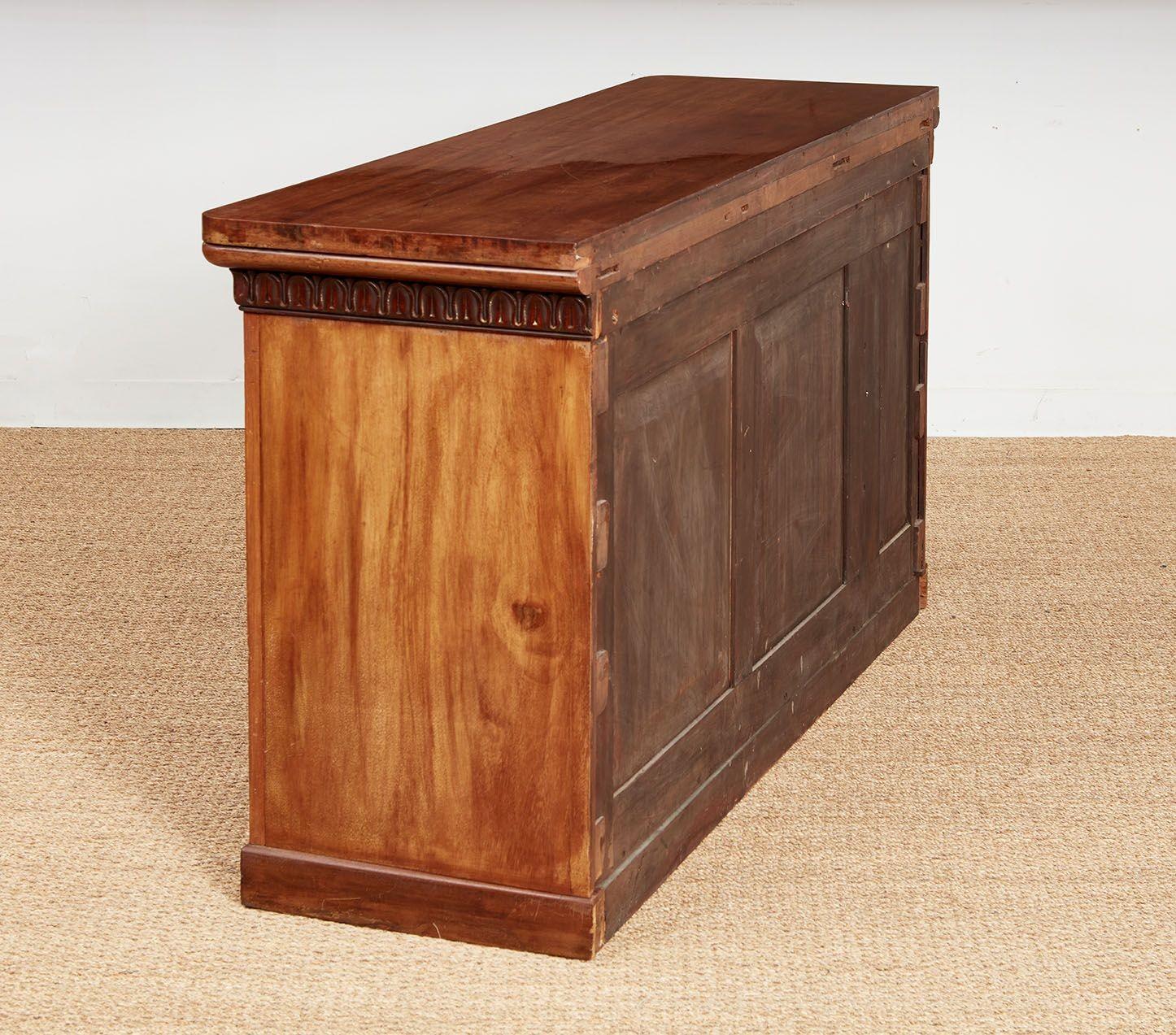 Architektonische Regency-Credenza im Angebot 4