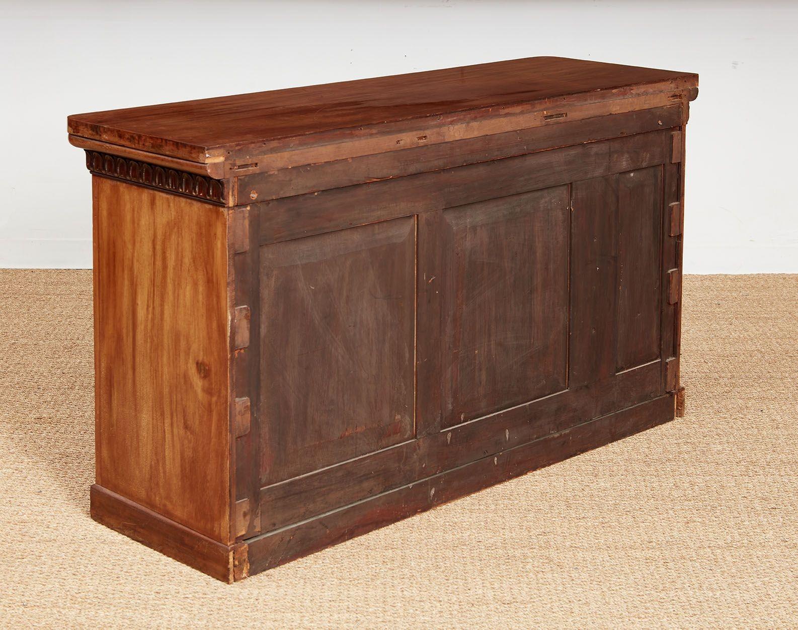 Architektonische Regency-Credenza im Angebot 5