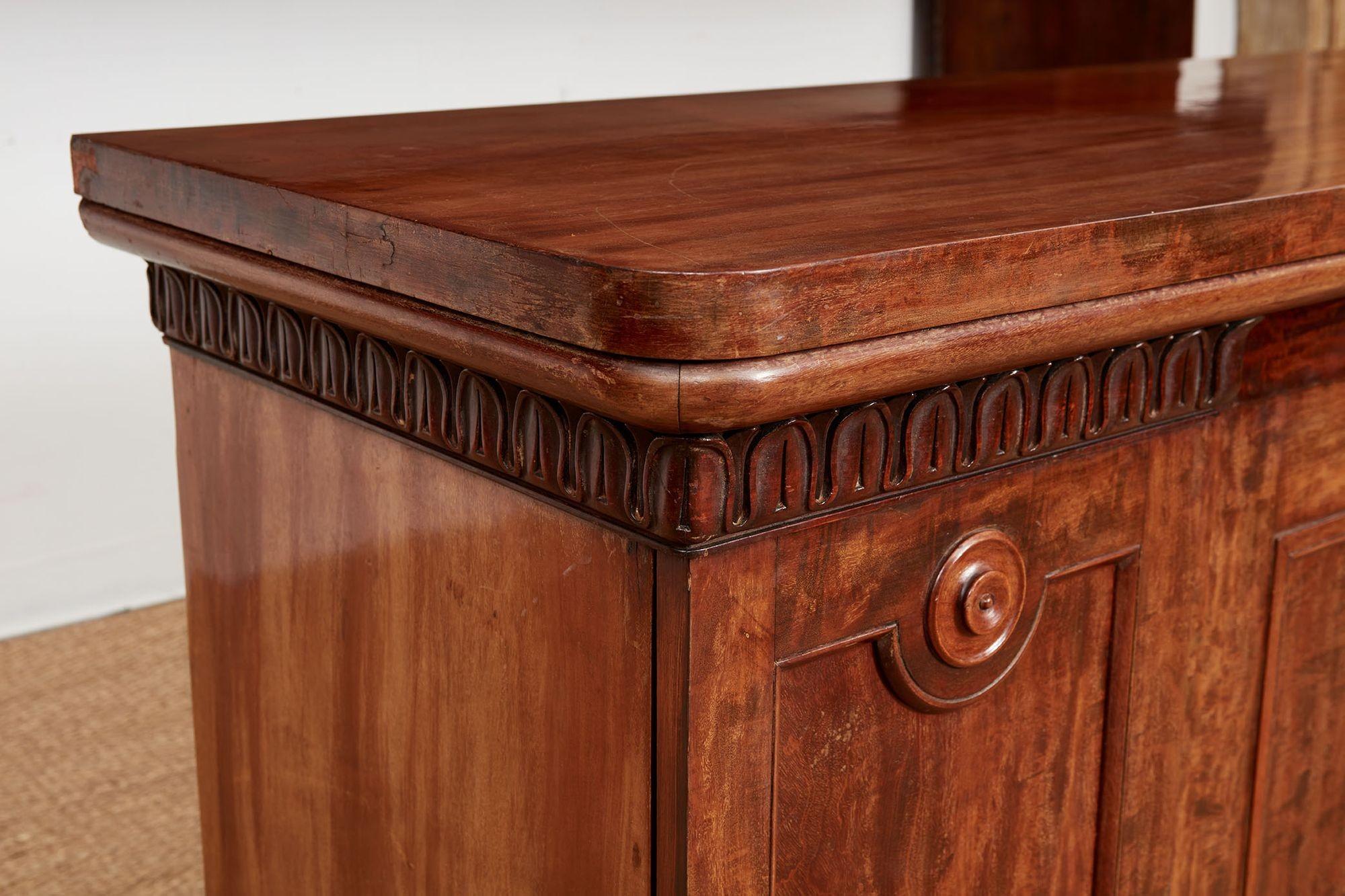 Architektonische Regency-Credenza (19. Jahrhundert) im Angebot