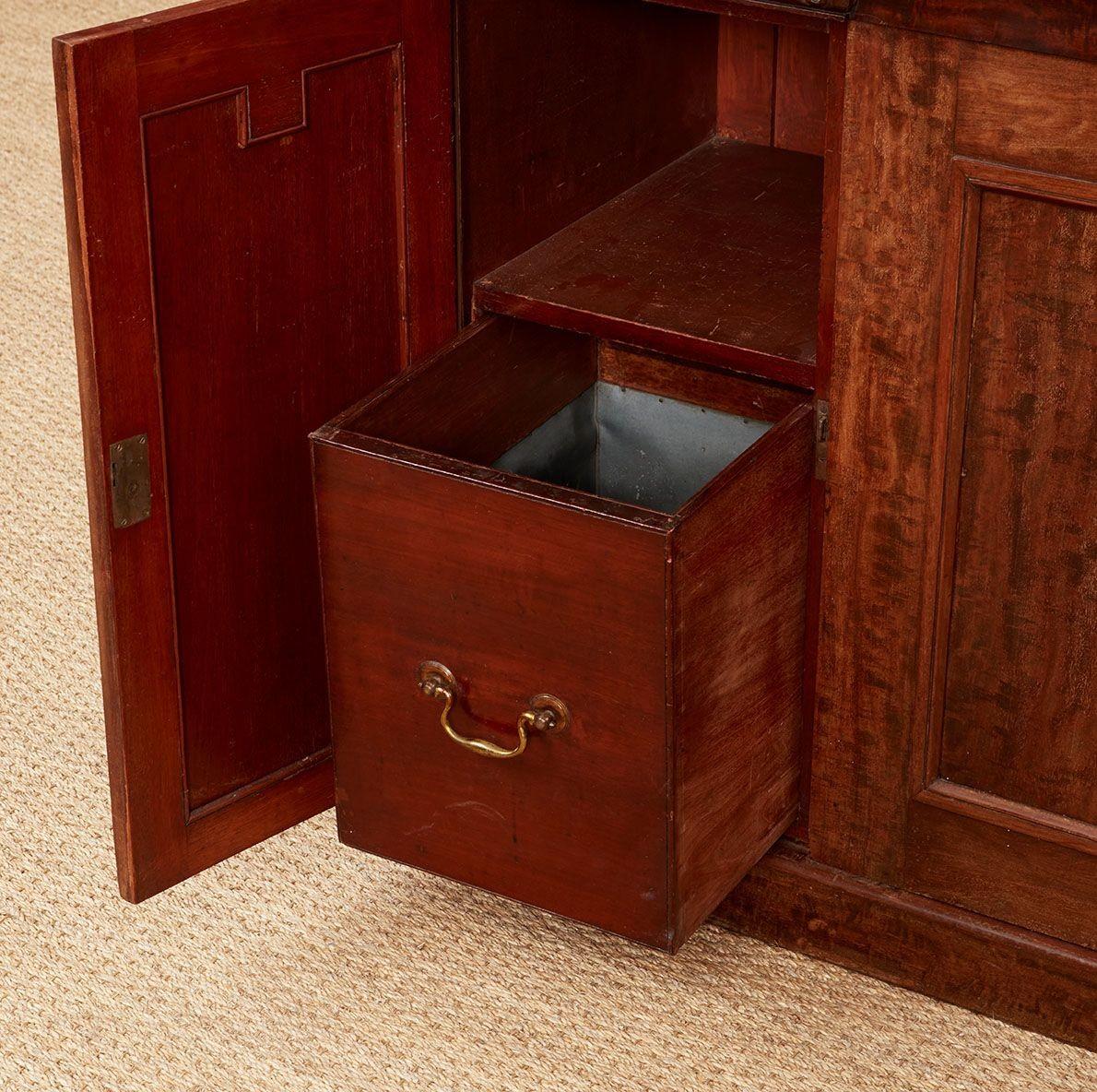 Architektonische Regency-Credenza im Angebot 3