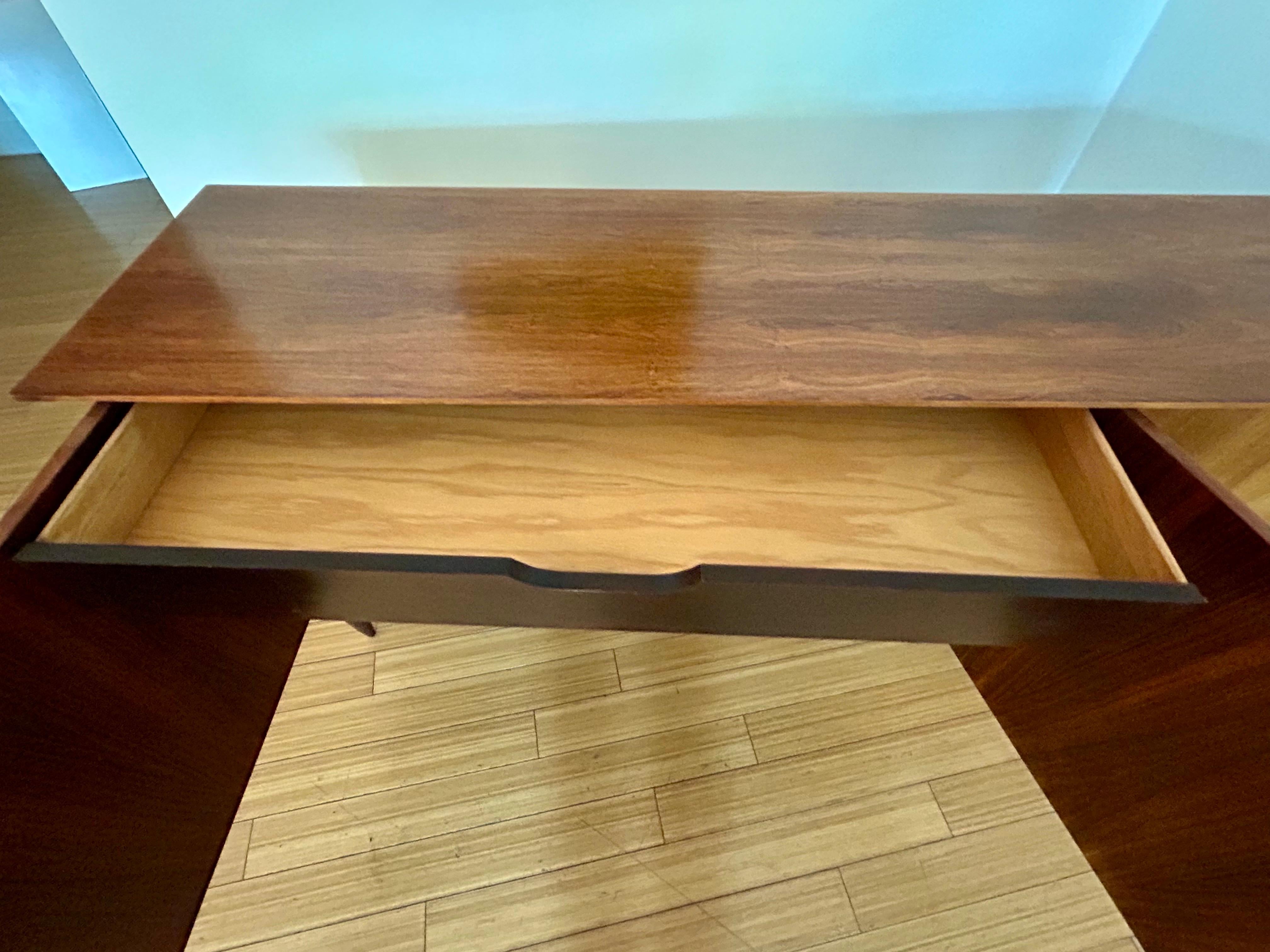 Credenza architettonica in palissandro Greta Grossman in vendita 6